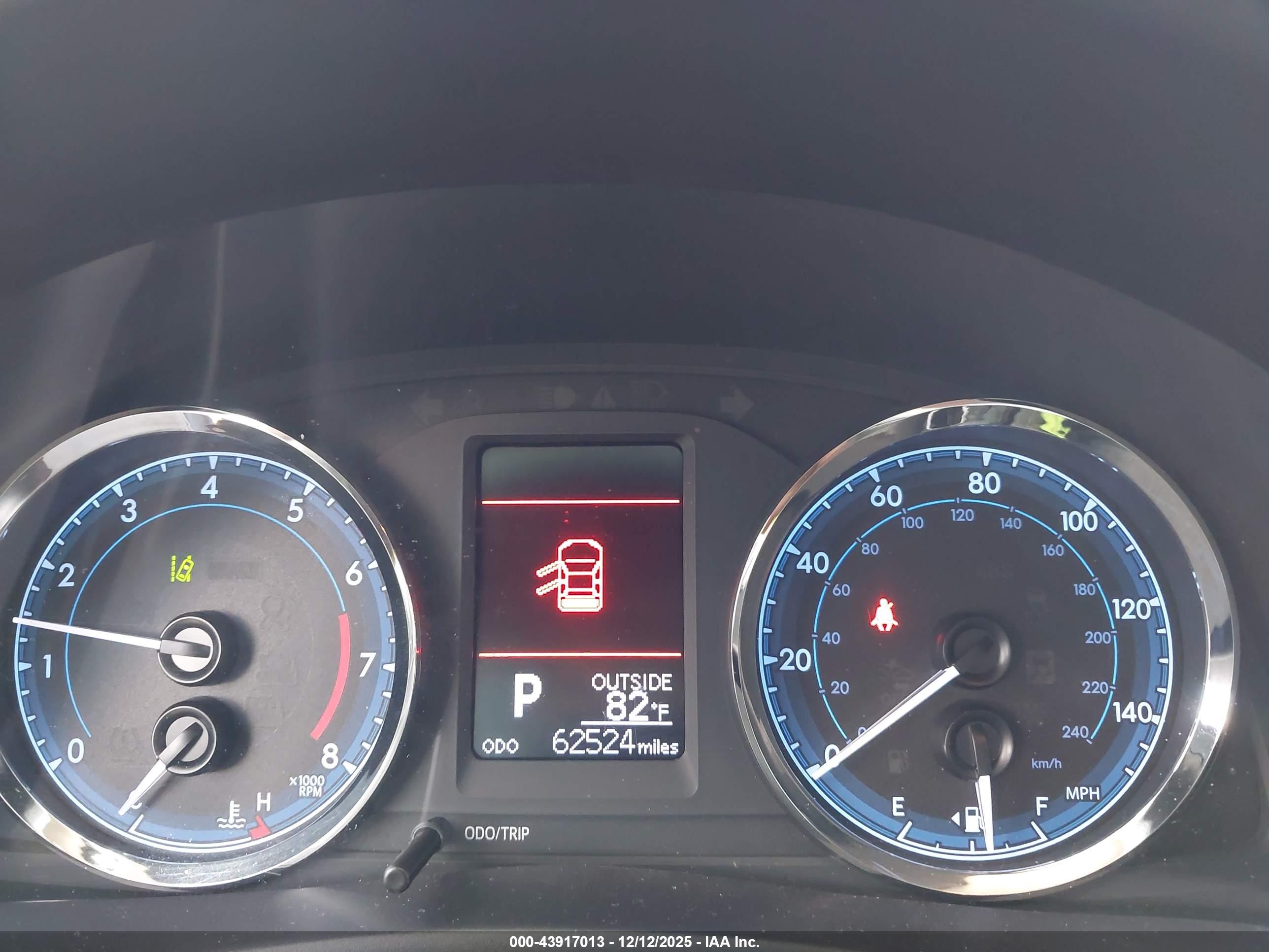 TOYOTA COROLLA image 7