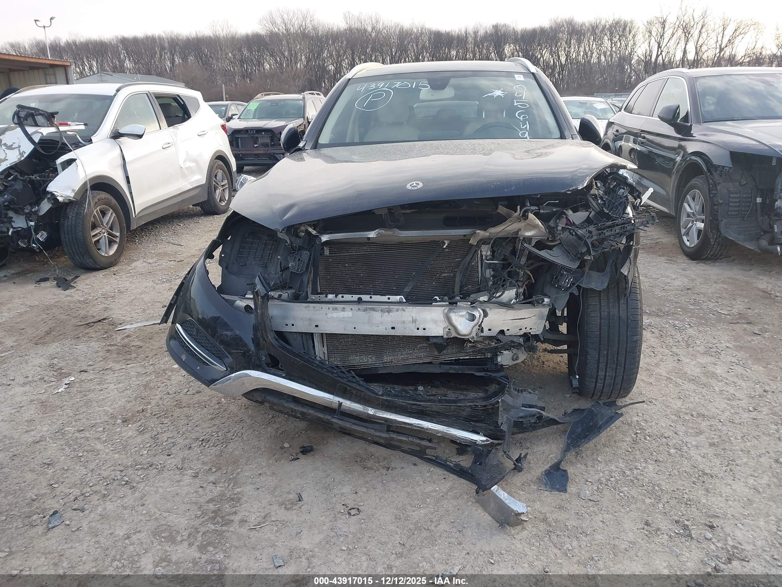 MERCEDES-BENZ GLC image 6