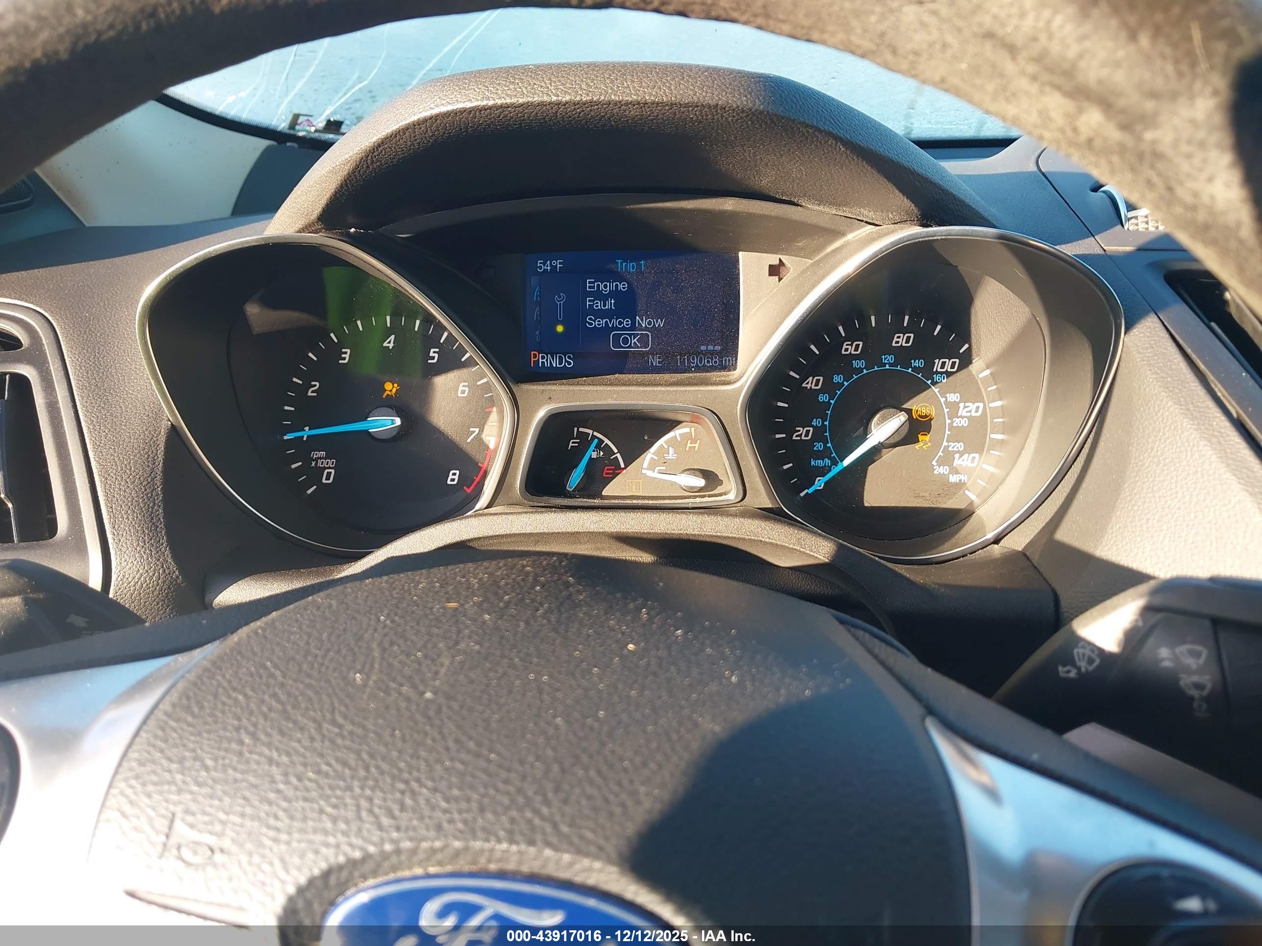FORD ESCAPE image 7