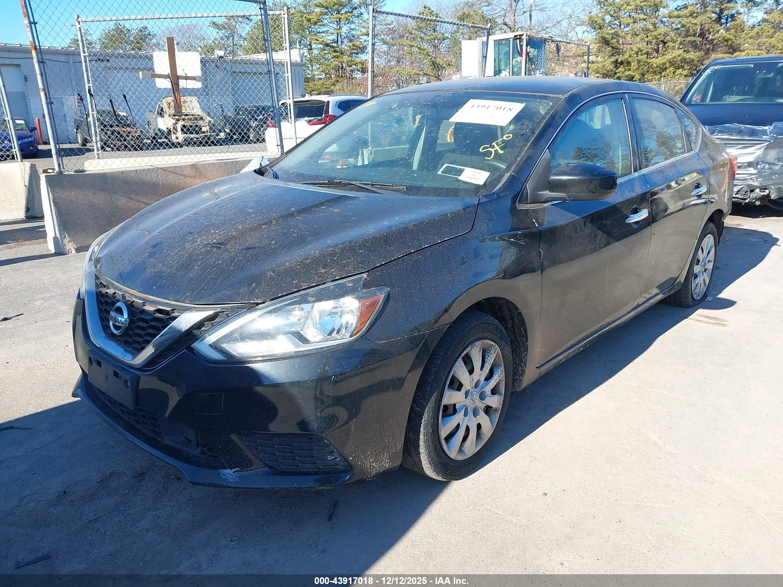 NISSAN SENTRA image 2