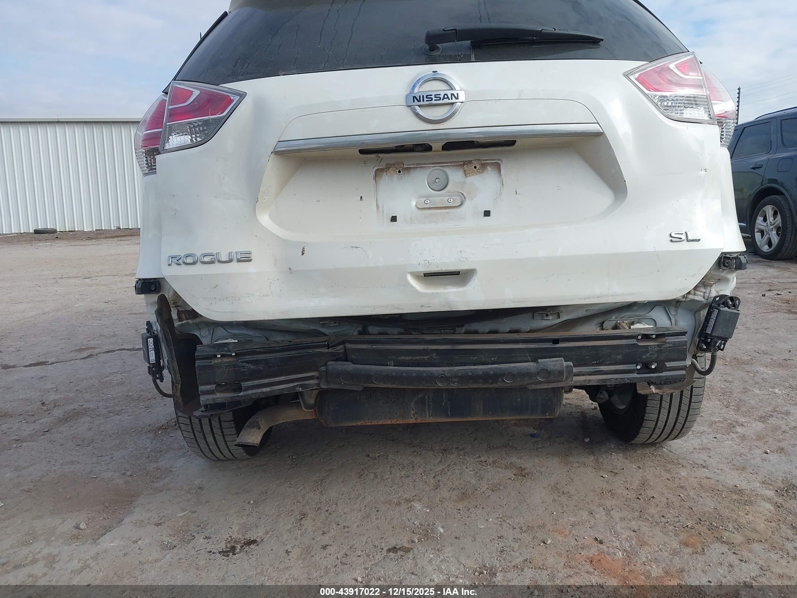 NISSAN ROGUE image 6