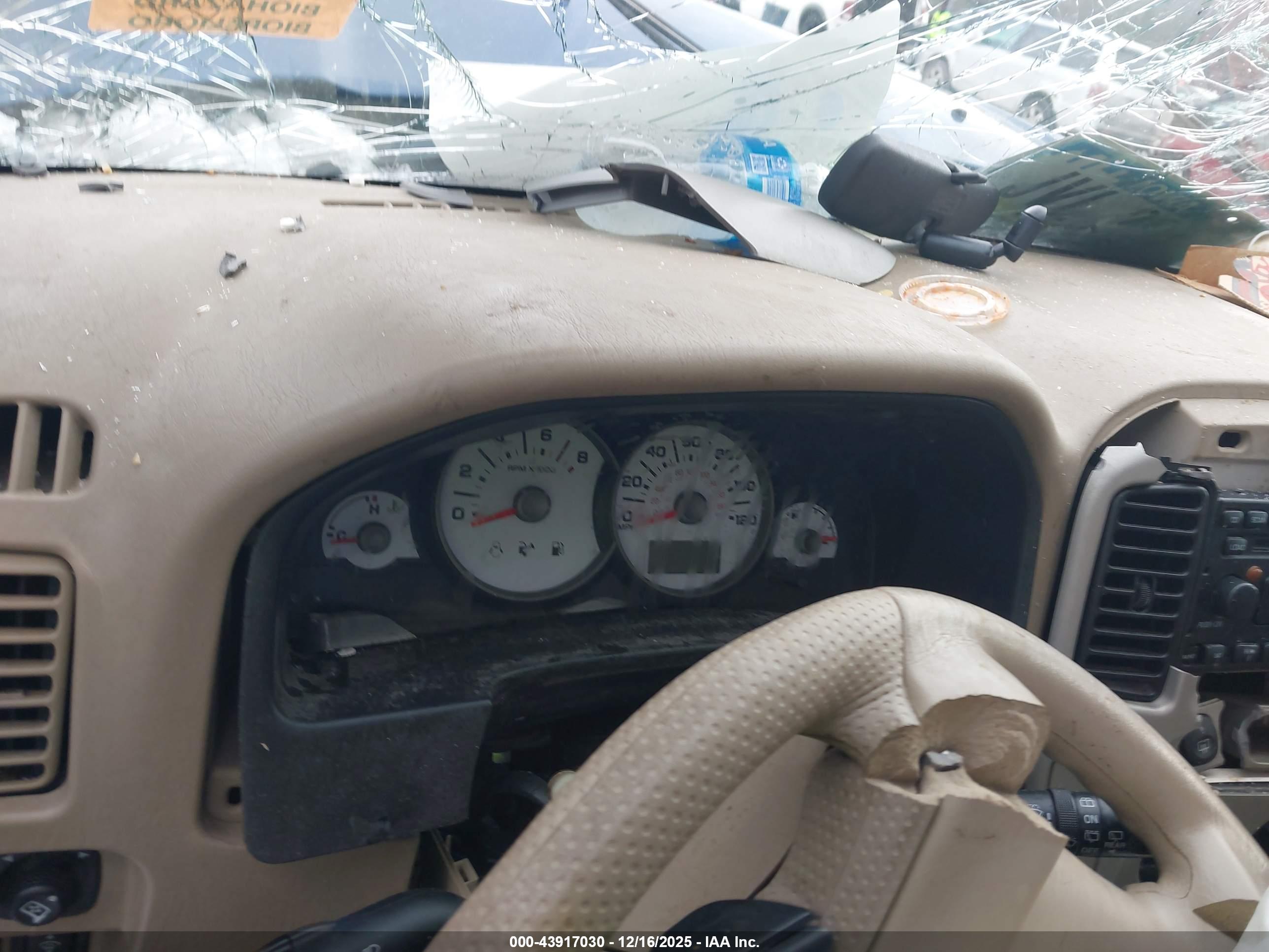 FORD ESCAPE image 7