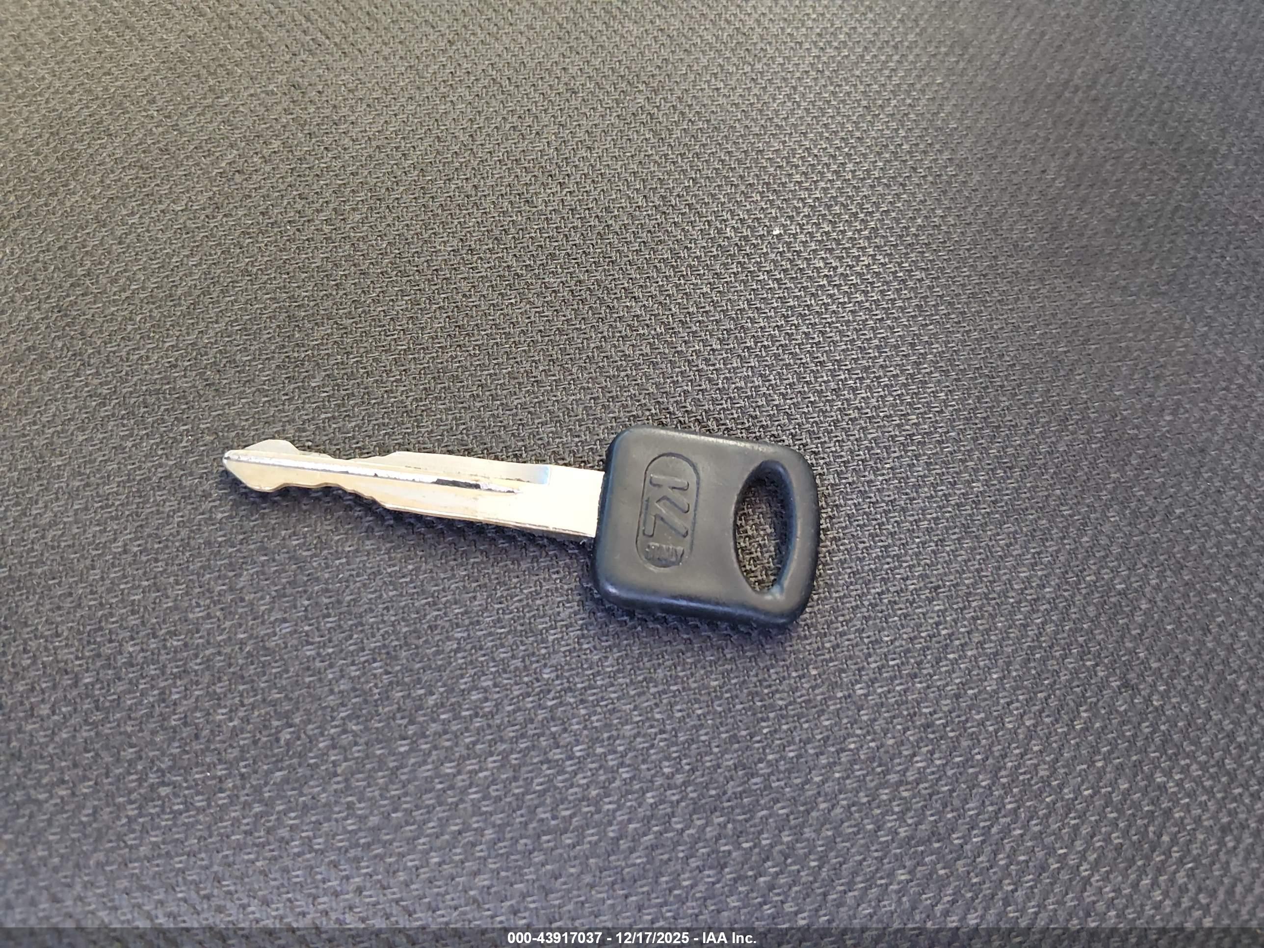 FORD E-350 image 11