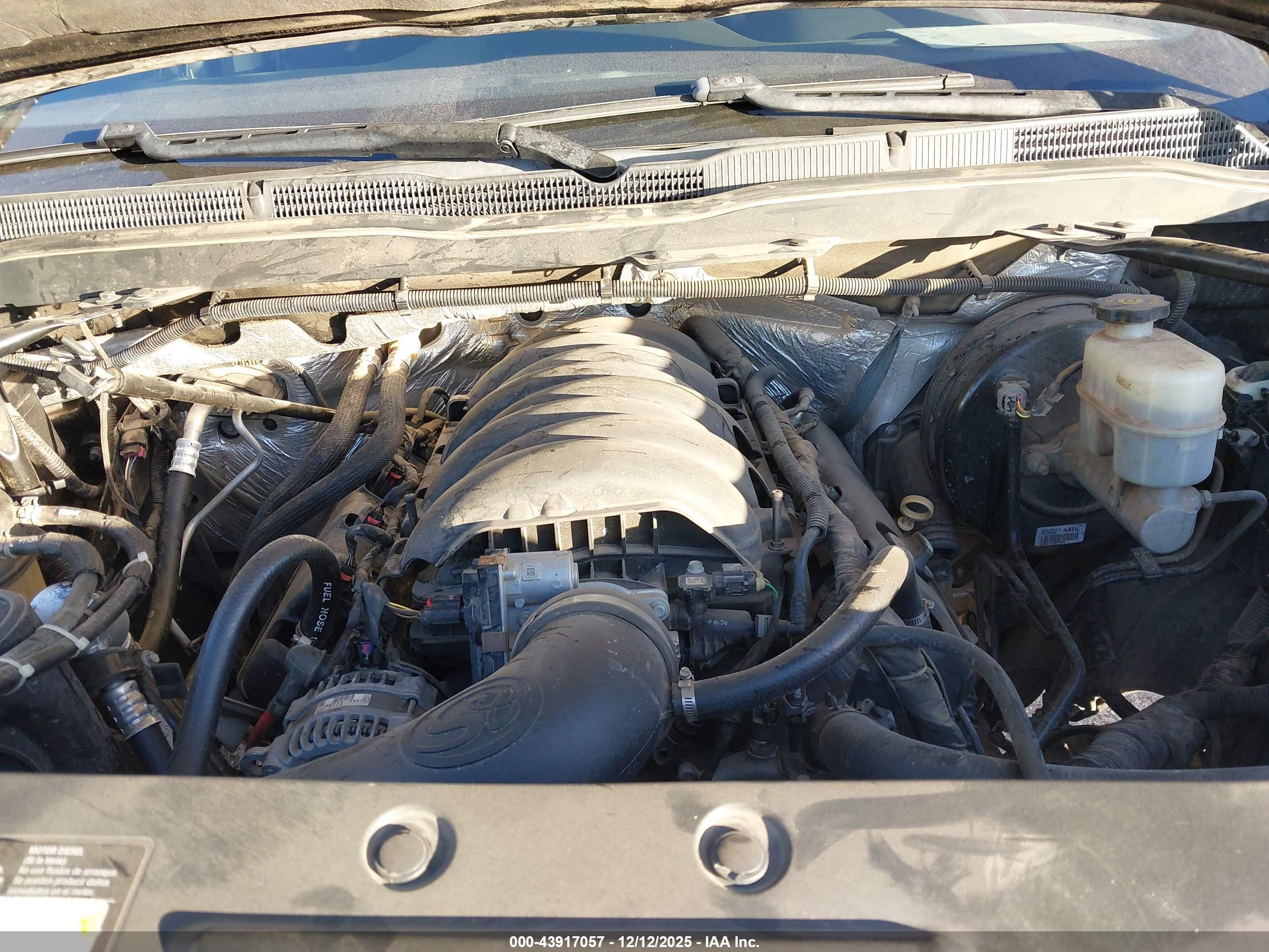 CHEVROLET SILVERADO image 10