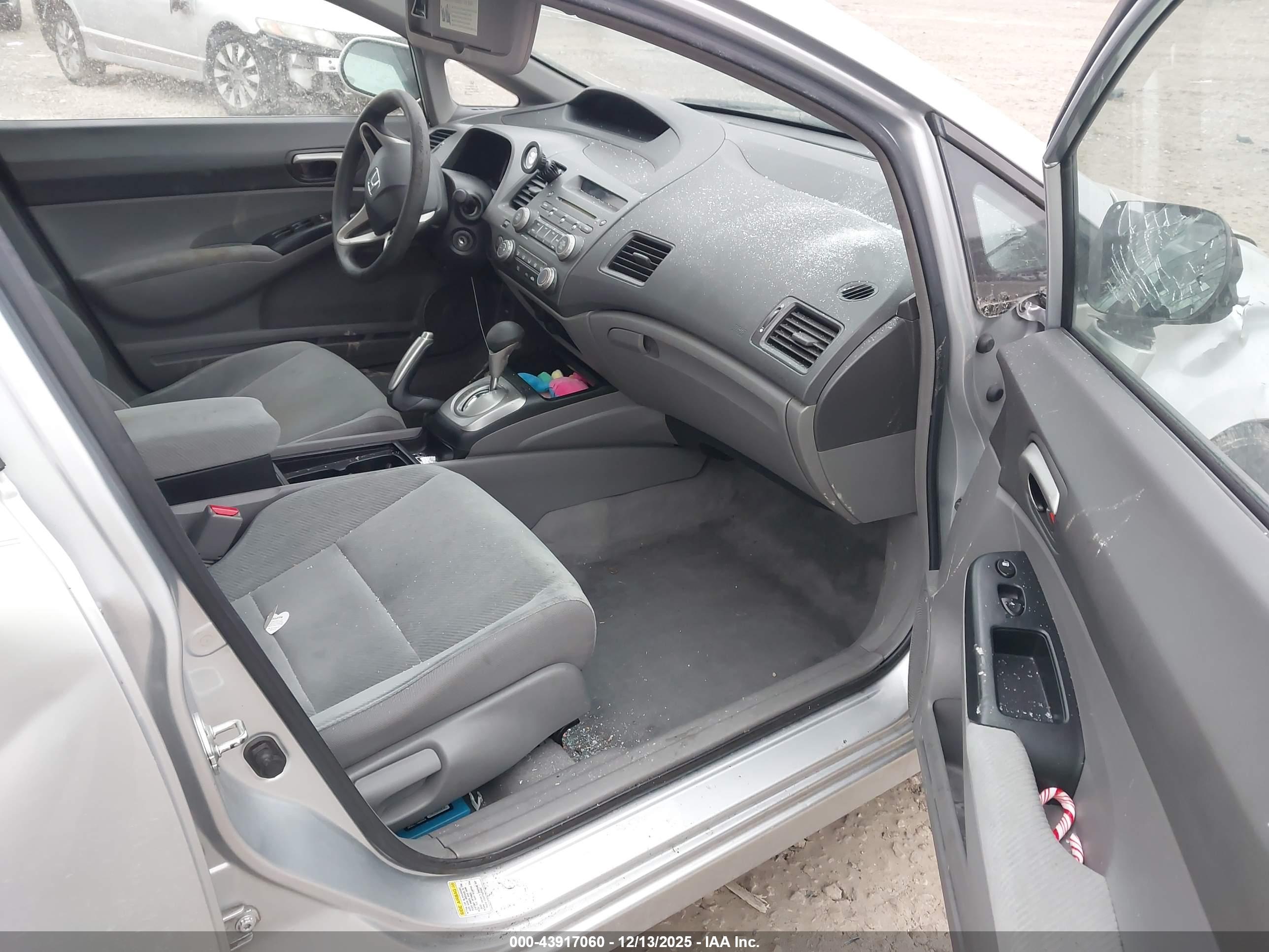 HONDA CIVIC image 5