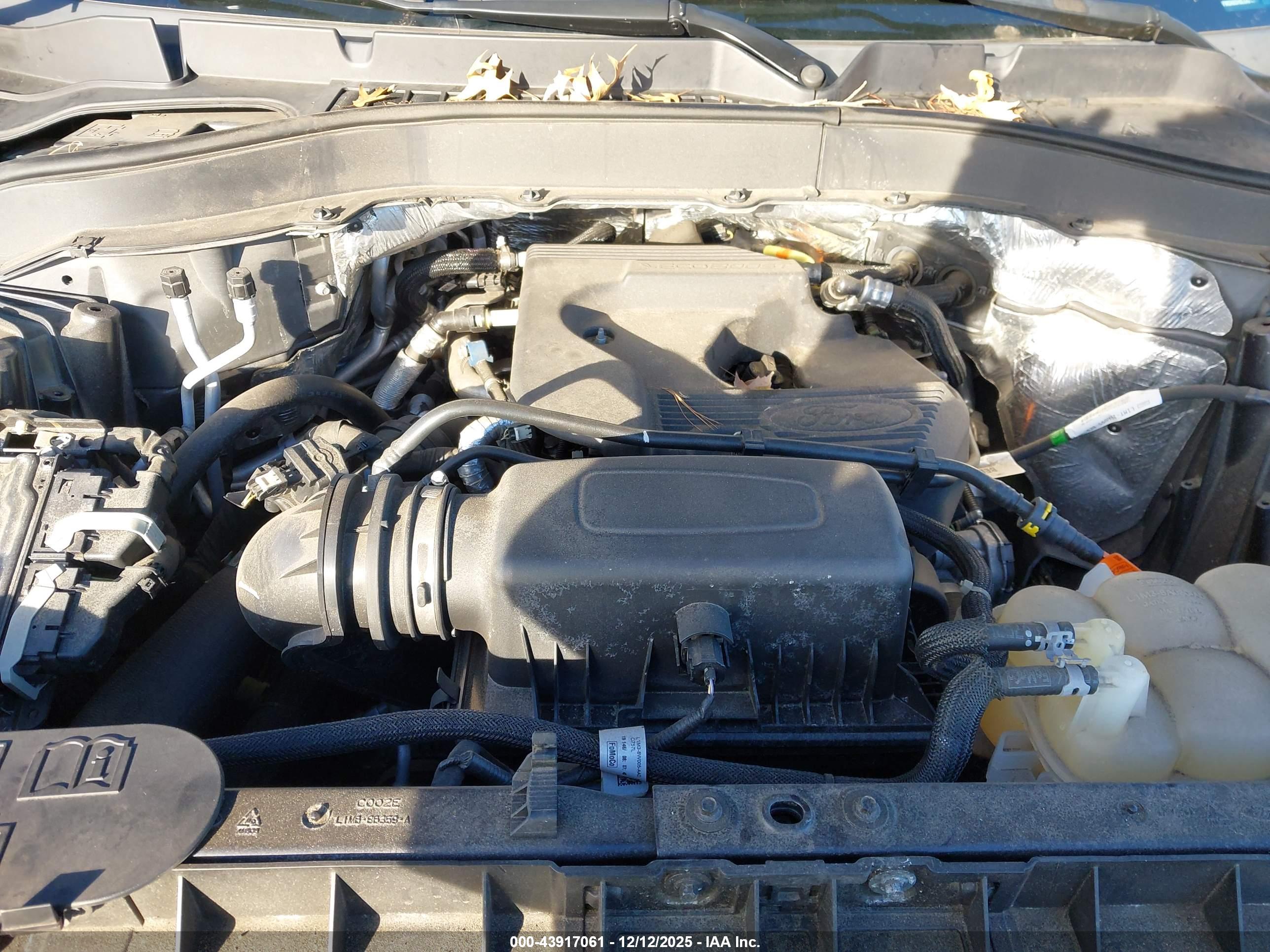 FORD EXPLORER image 10