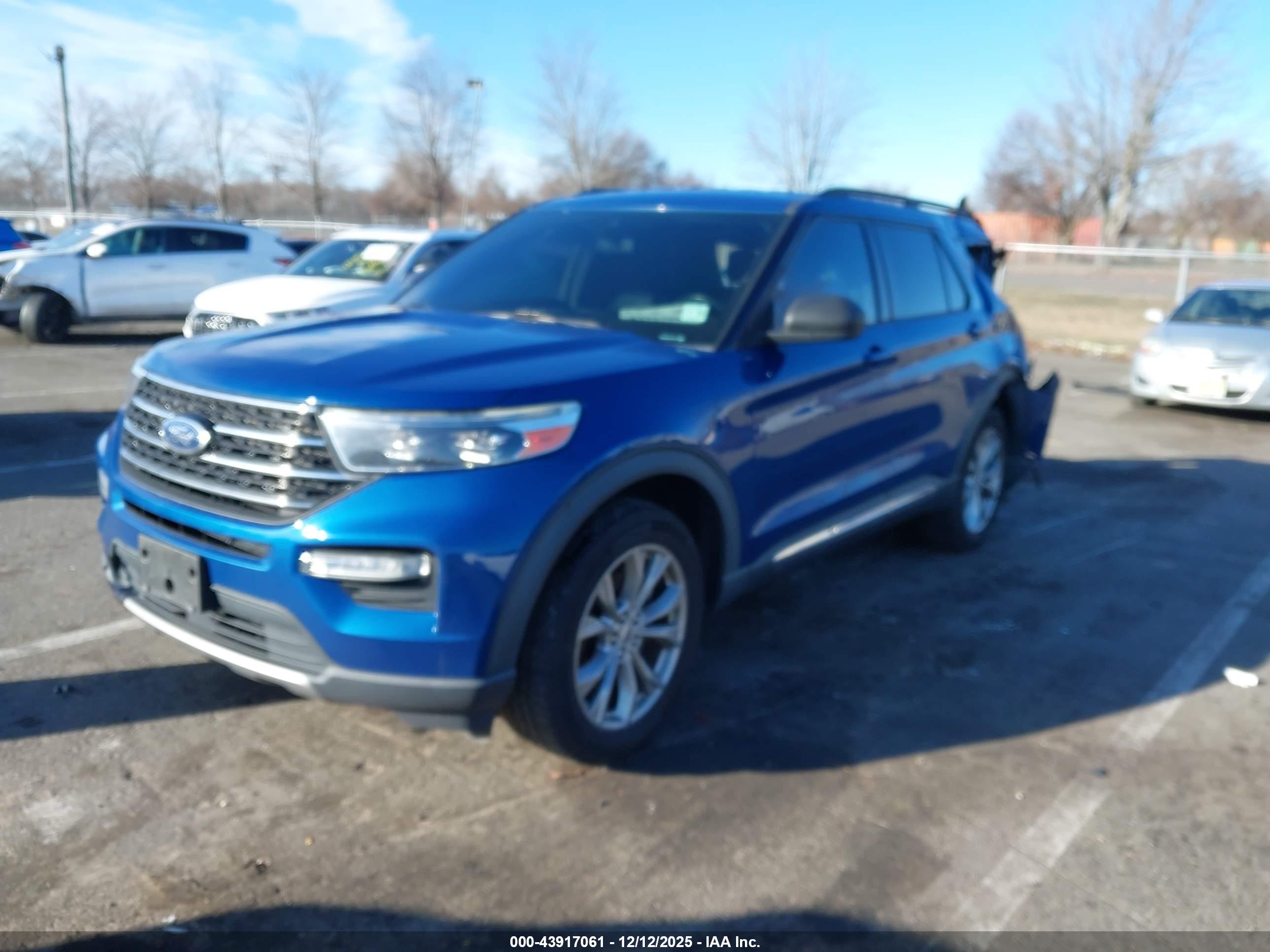 FORD EXPLORER image 2