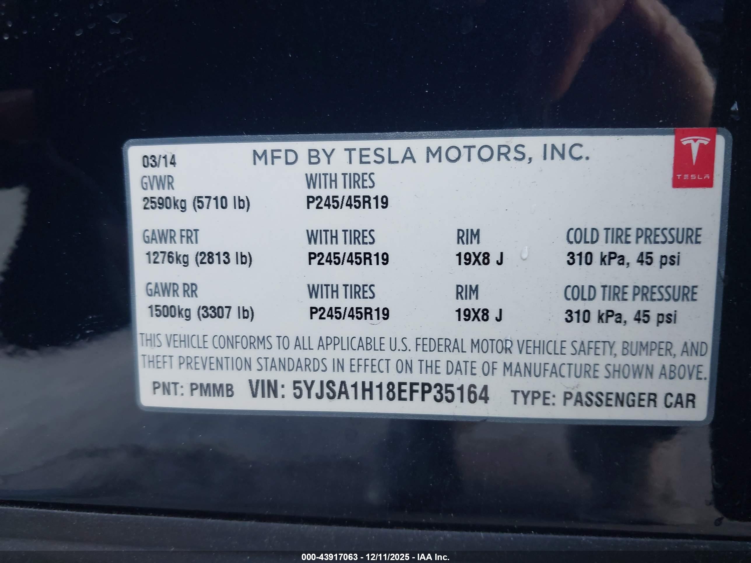 TESLA MODEL image 9