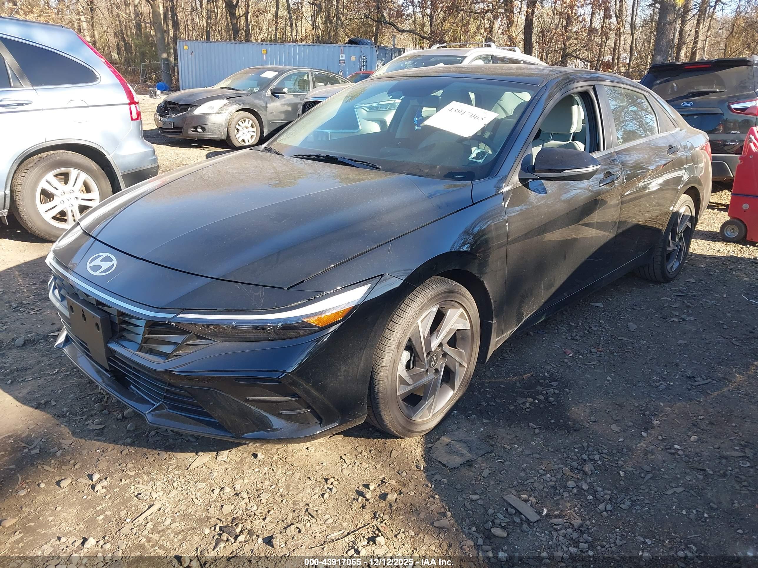 HYUNDAI ELANTRA image 2