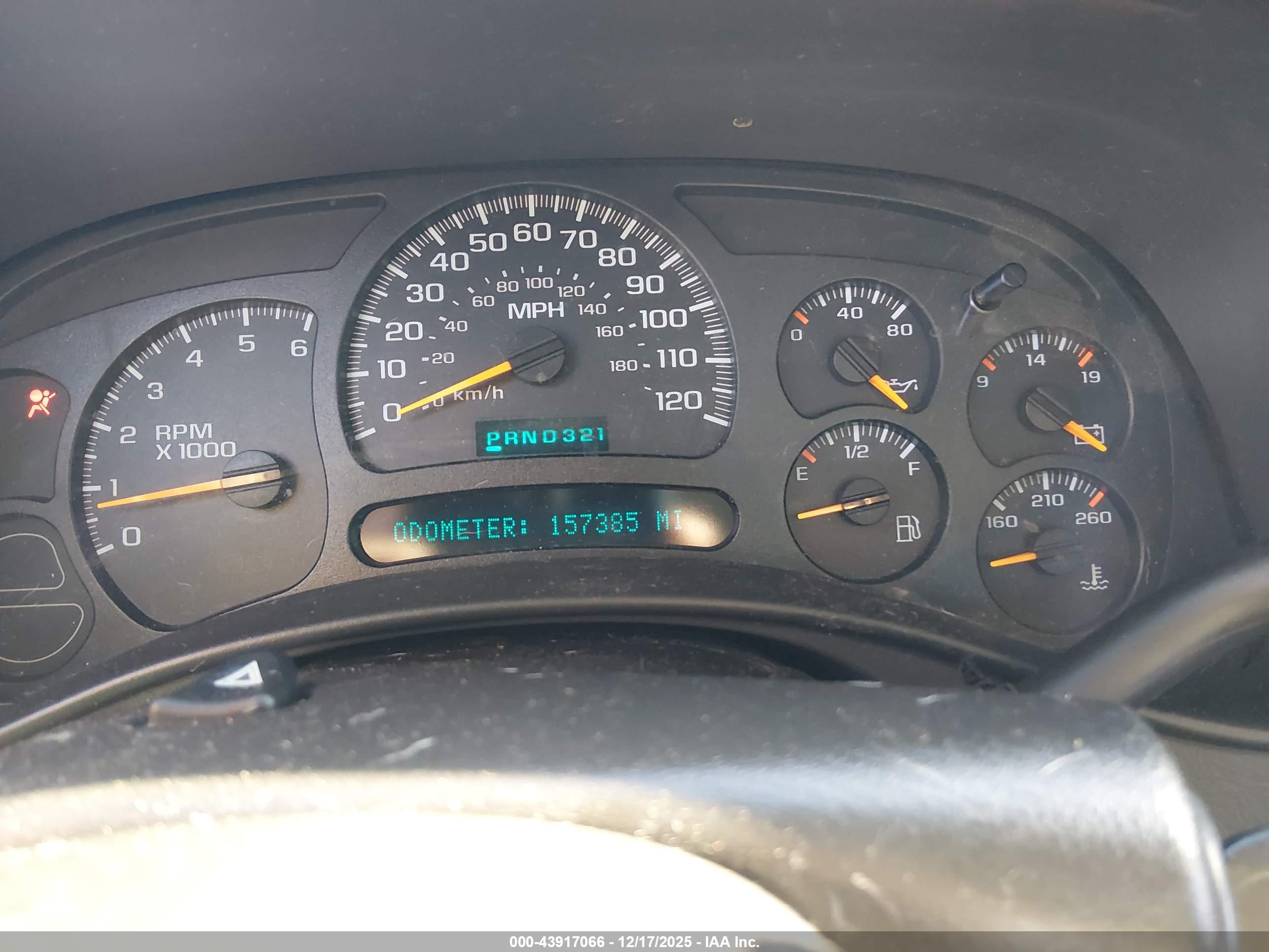 CHEVROLET SILVERADO image 7