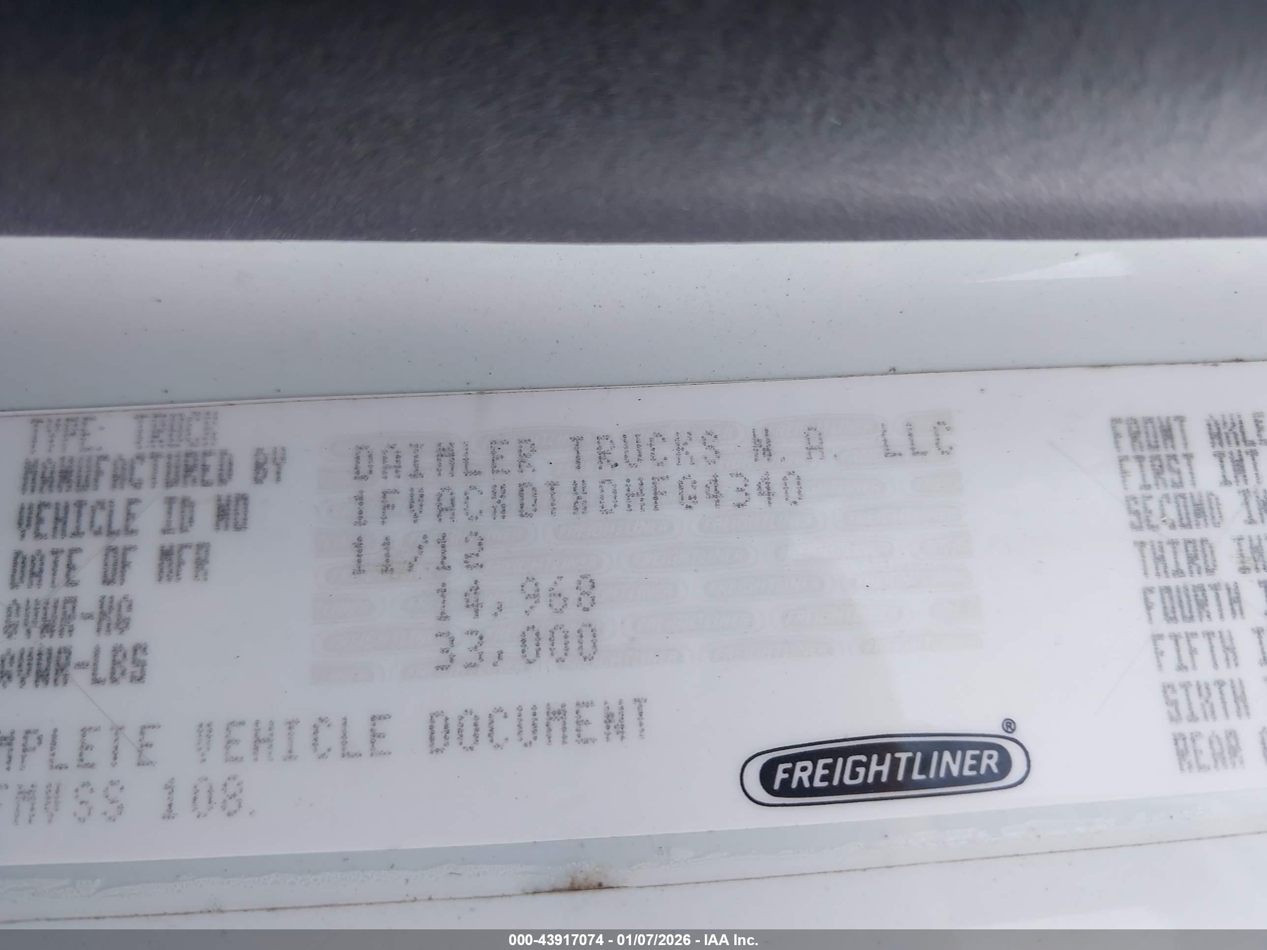 FREIGHTLINER M2 image 9