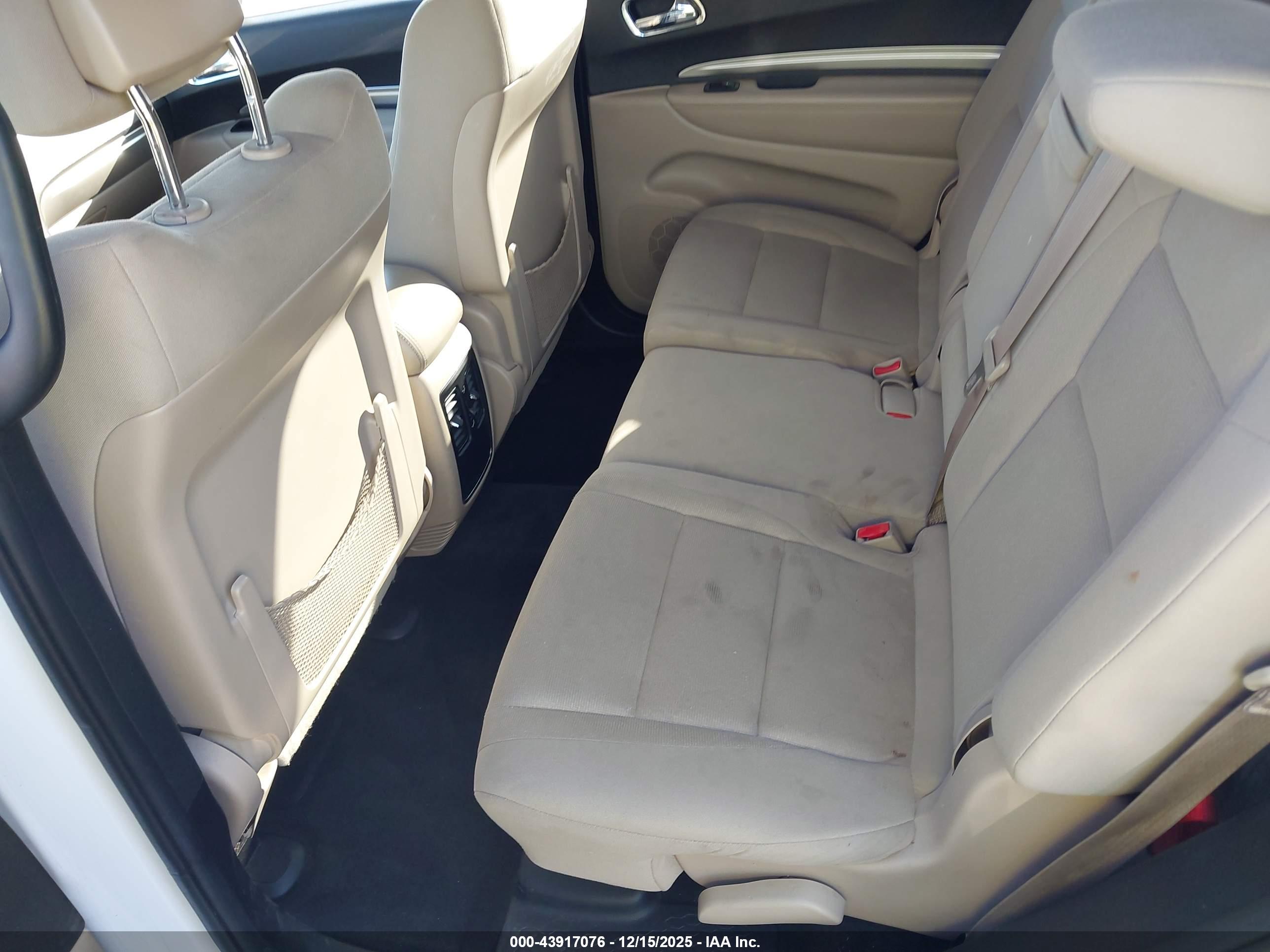 DODGE DURANGO image 8