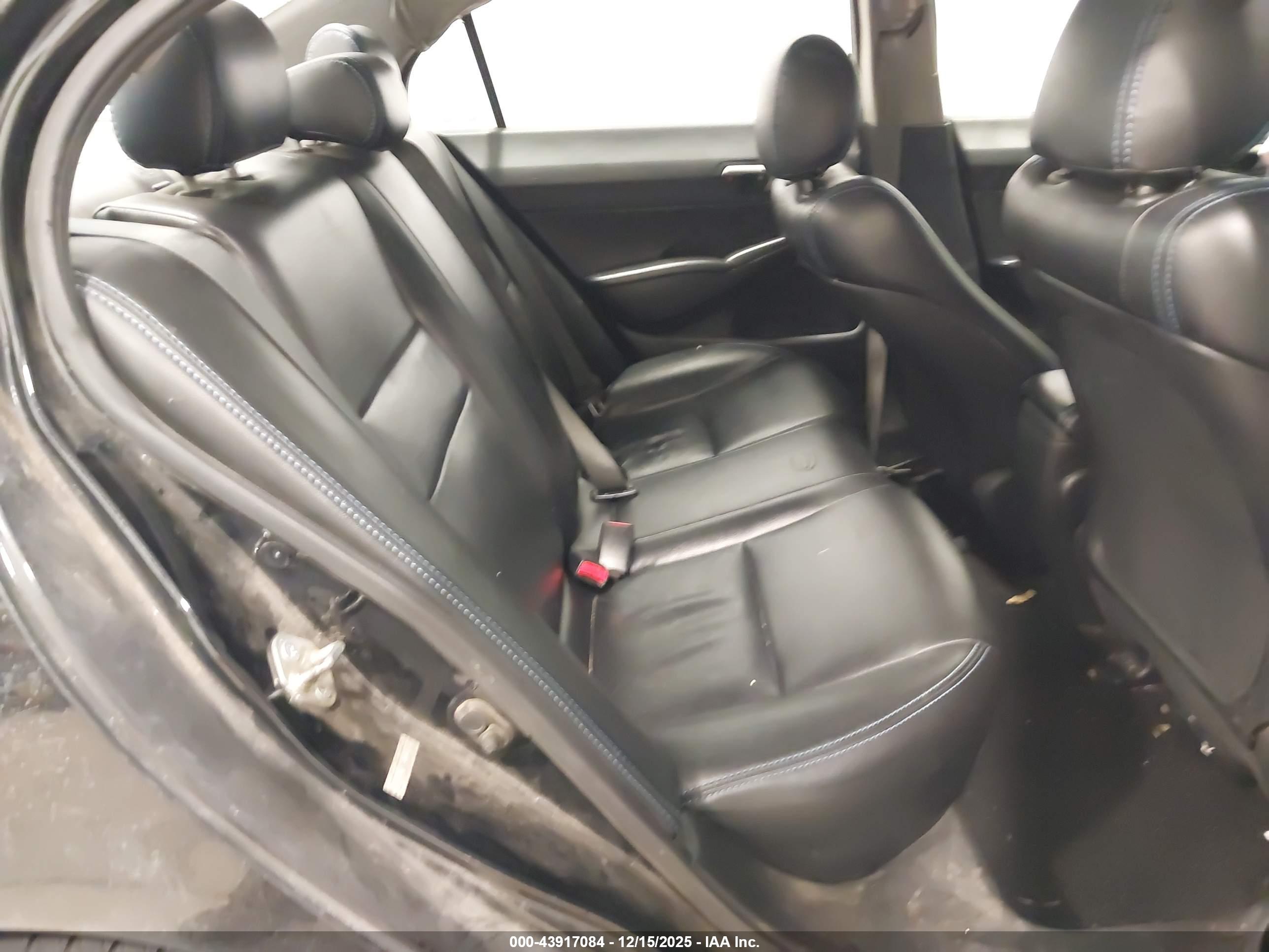 HONDA CIVIC image 8