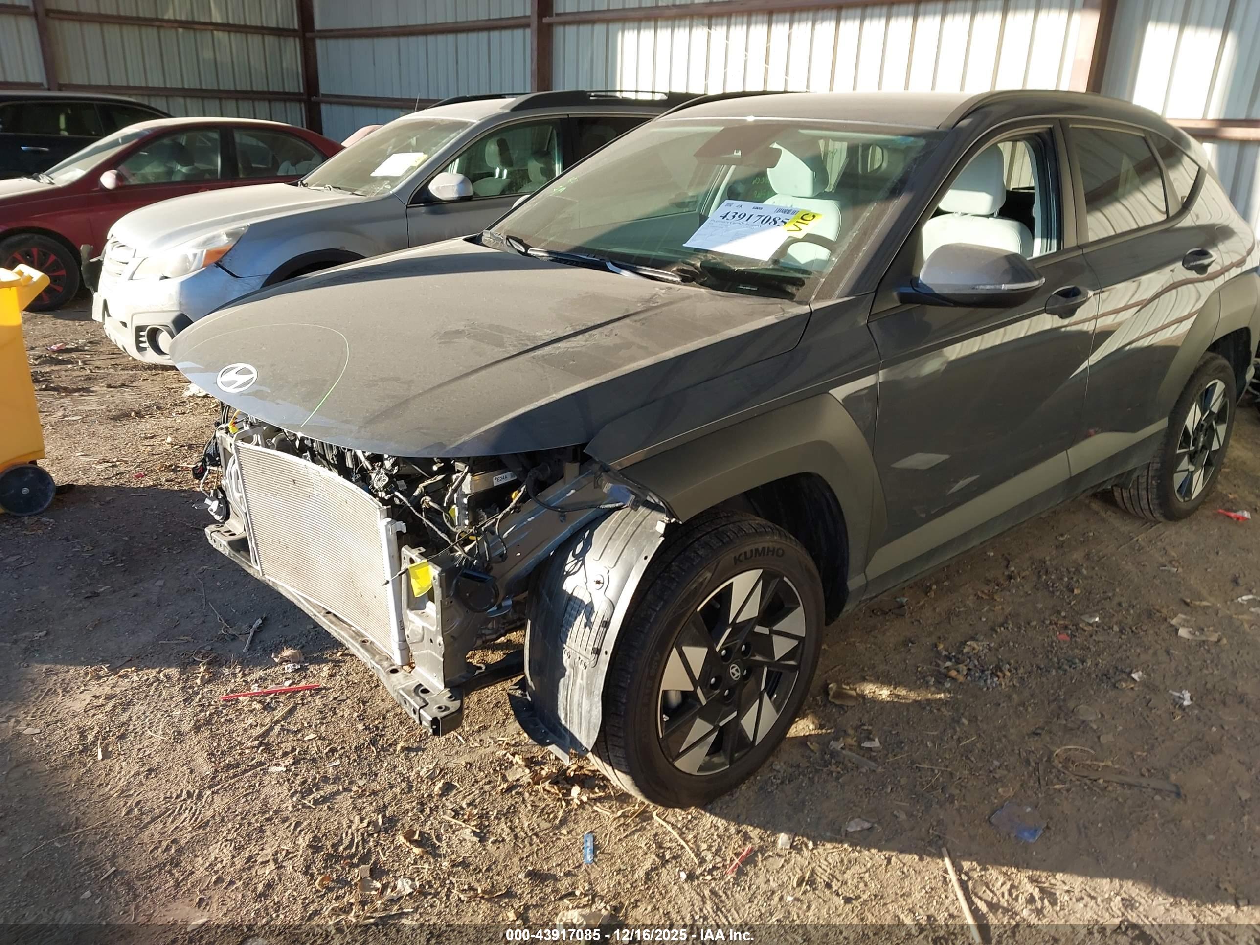 HYUNDAI KONA image 2