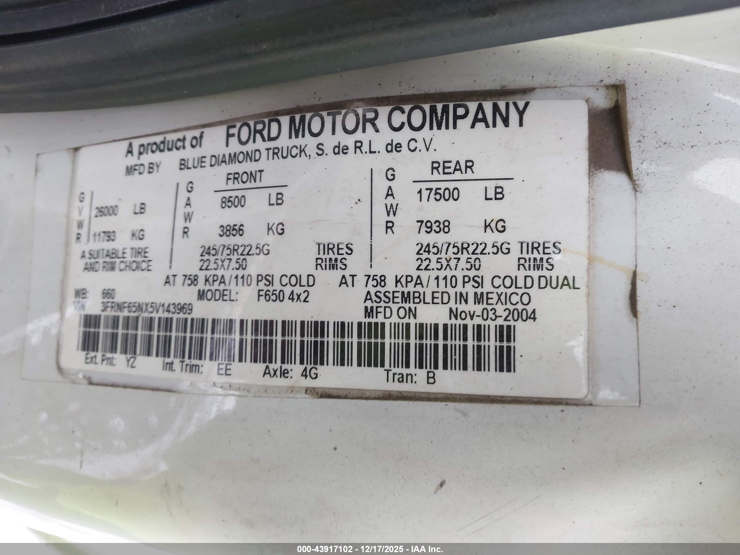 FORD F-650 image 9