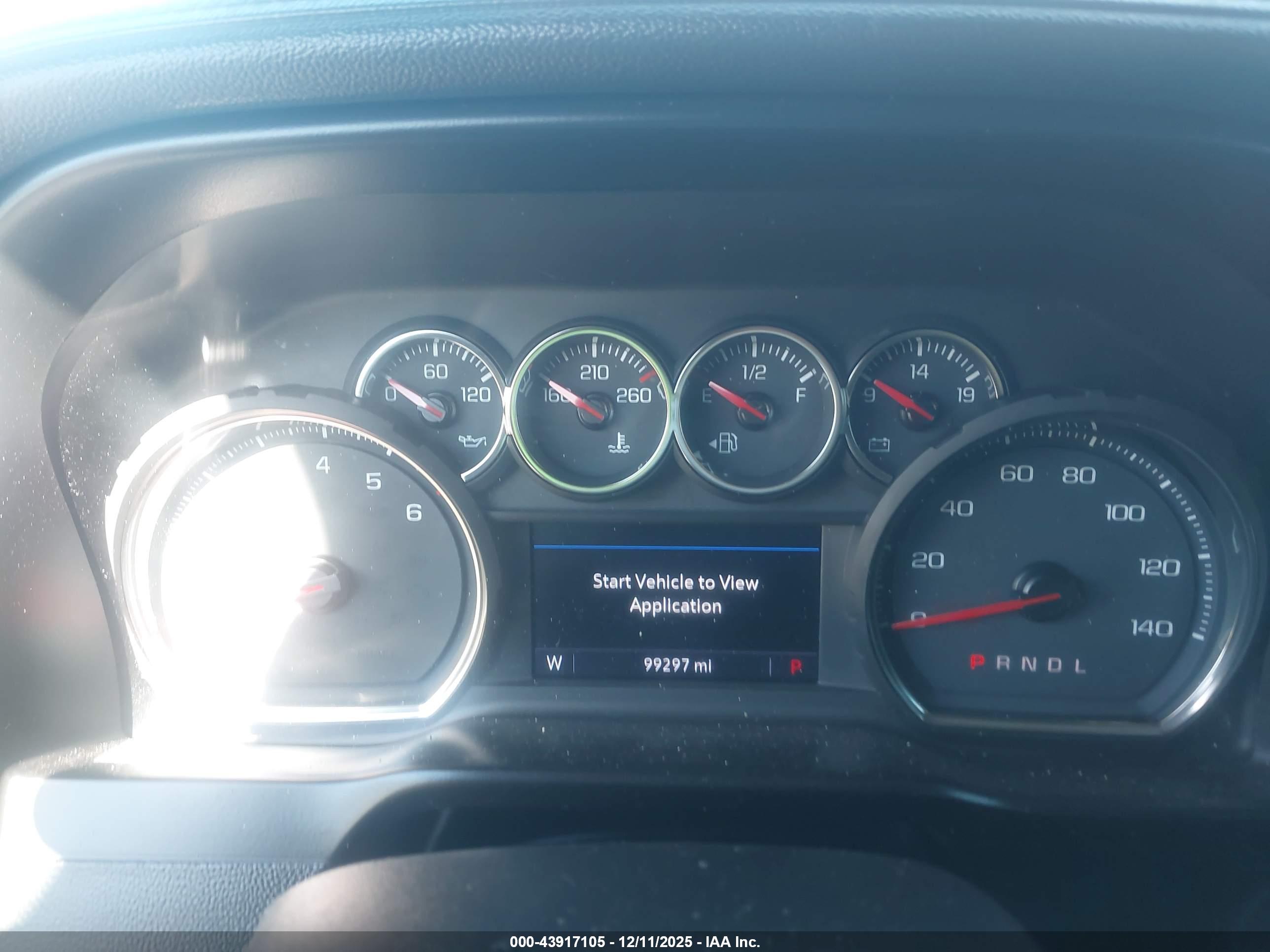CHEVROLET SILVERADO image 7