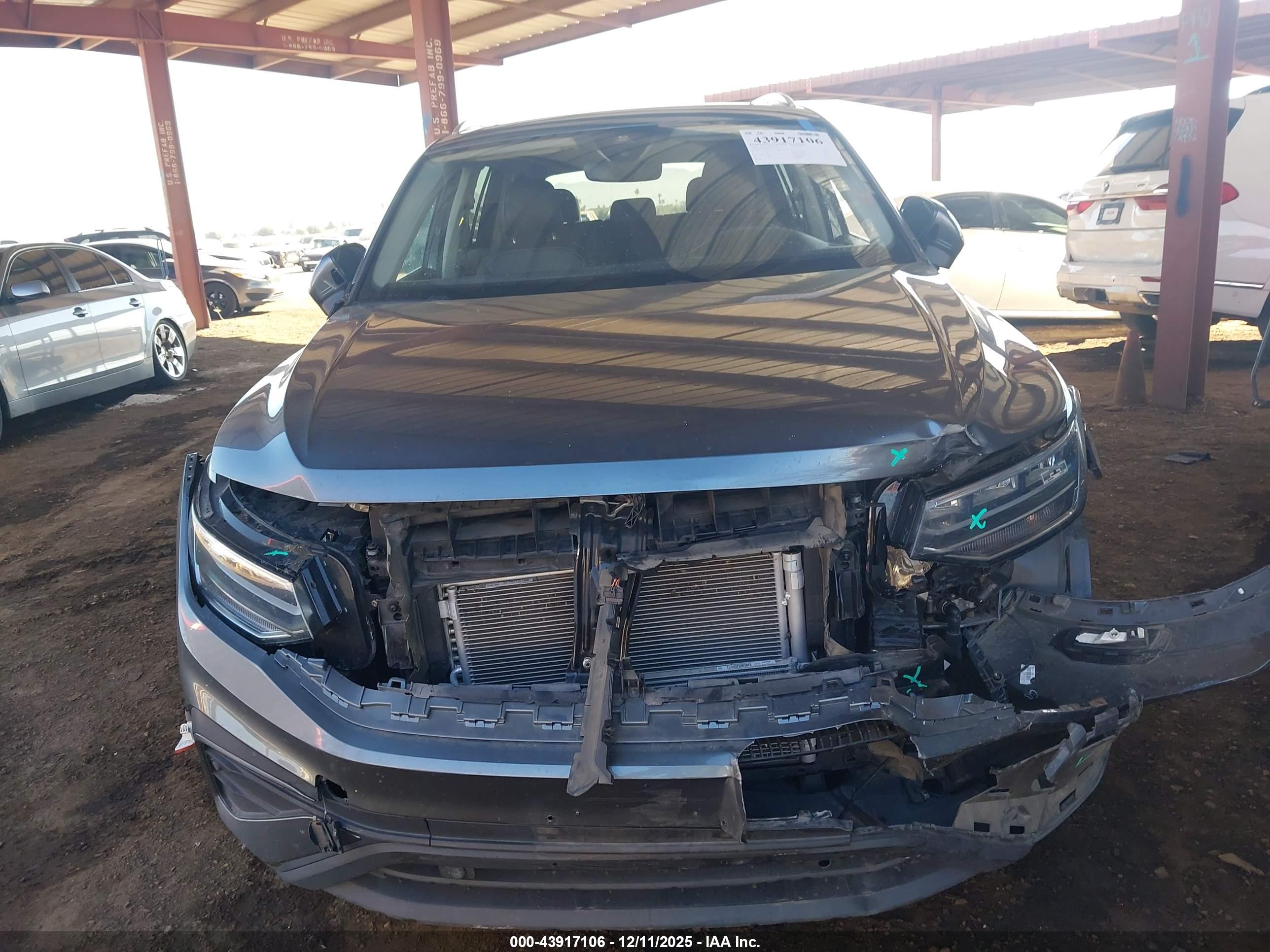 VOLKSWAGEN TIGUAN image 6