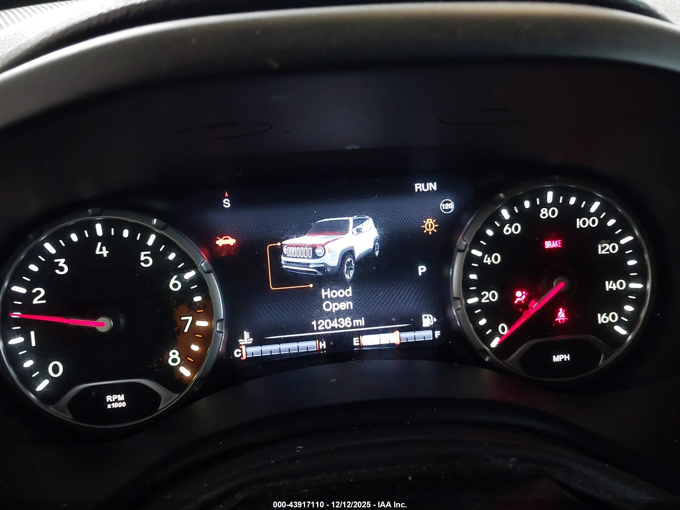 JEEP RENEGADE image 7