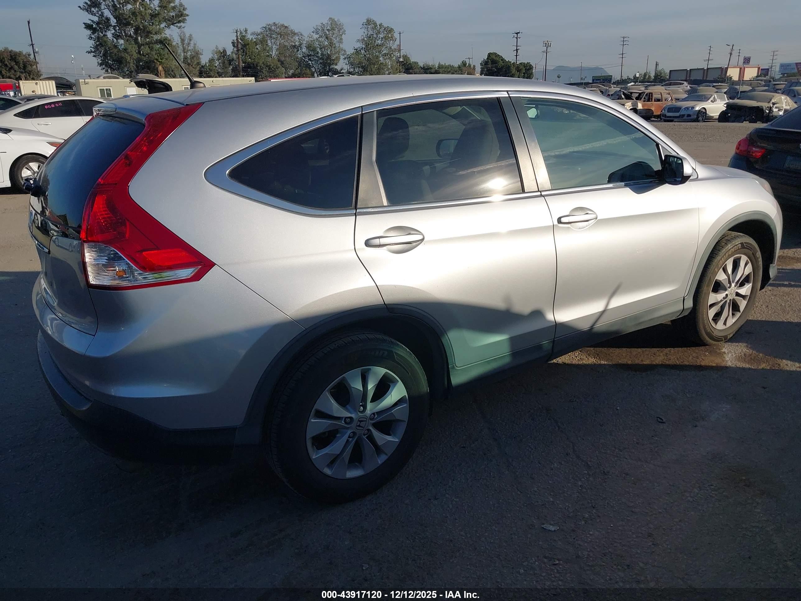 HONDA CR-V image 4