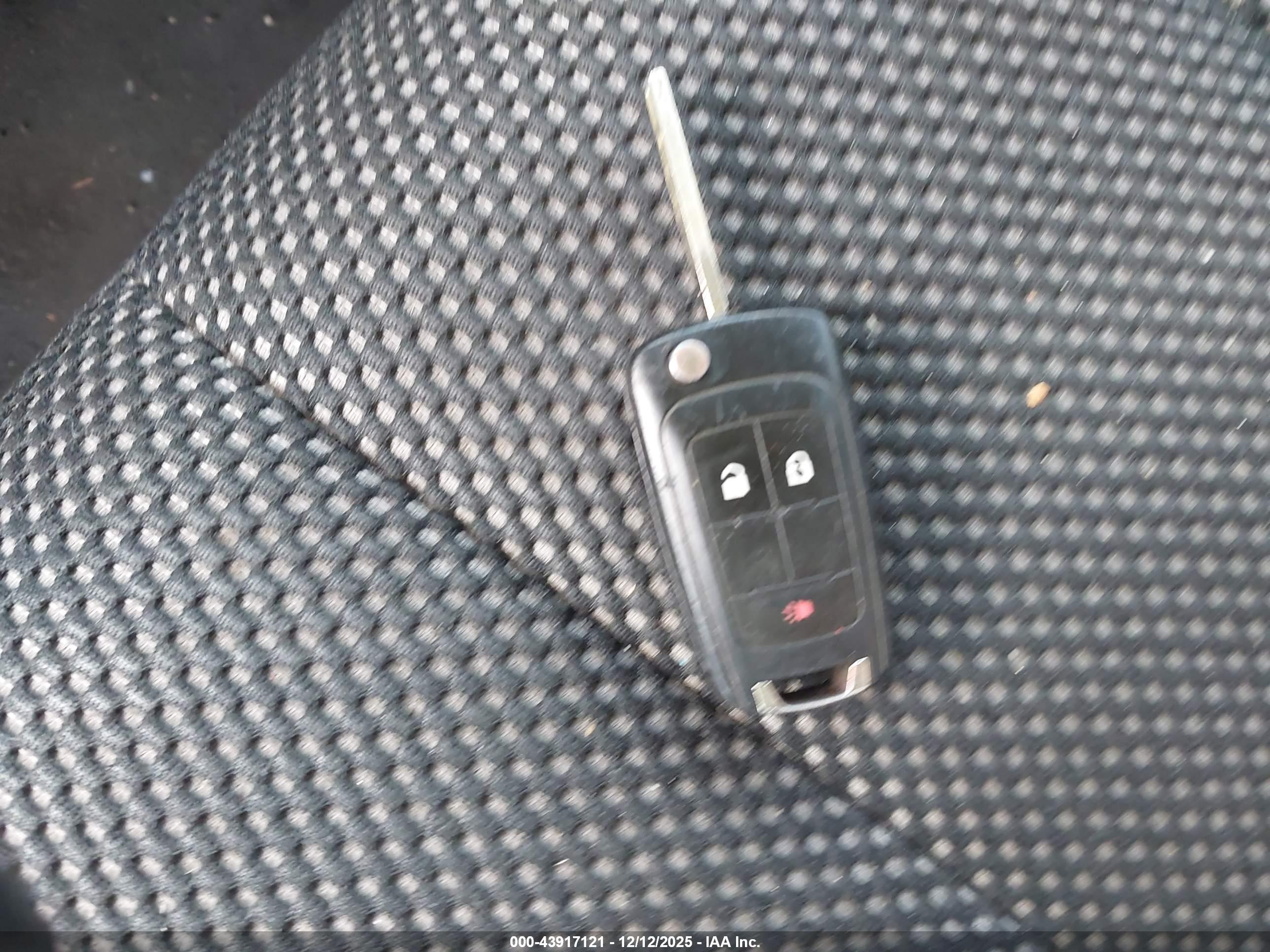 CHEVROLET EQUINOX image 11