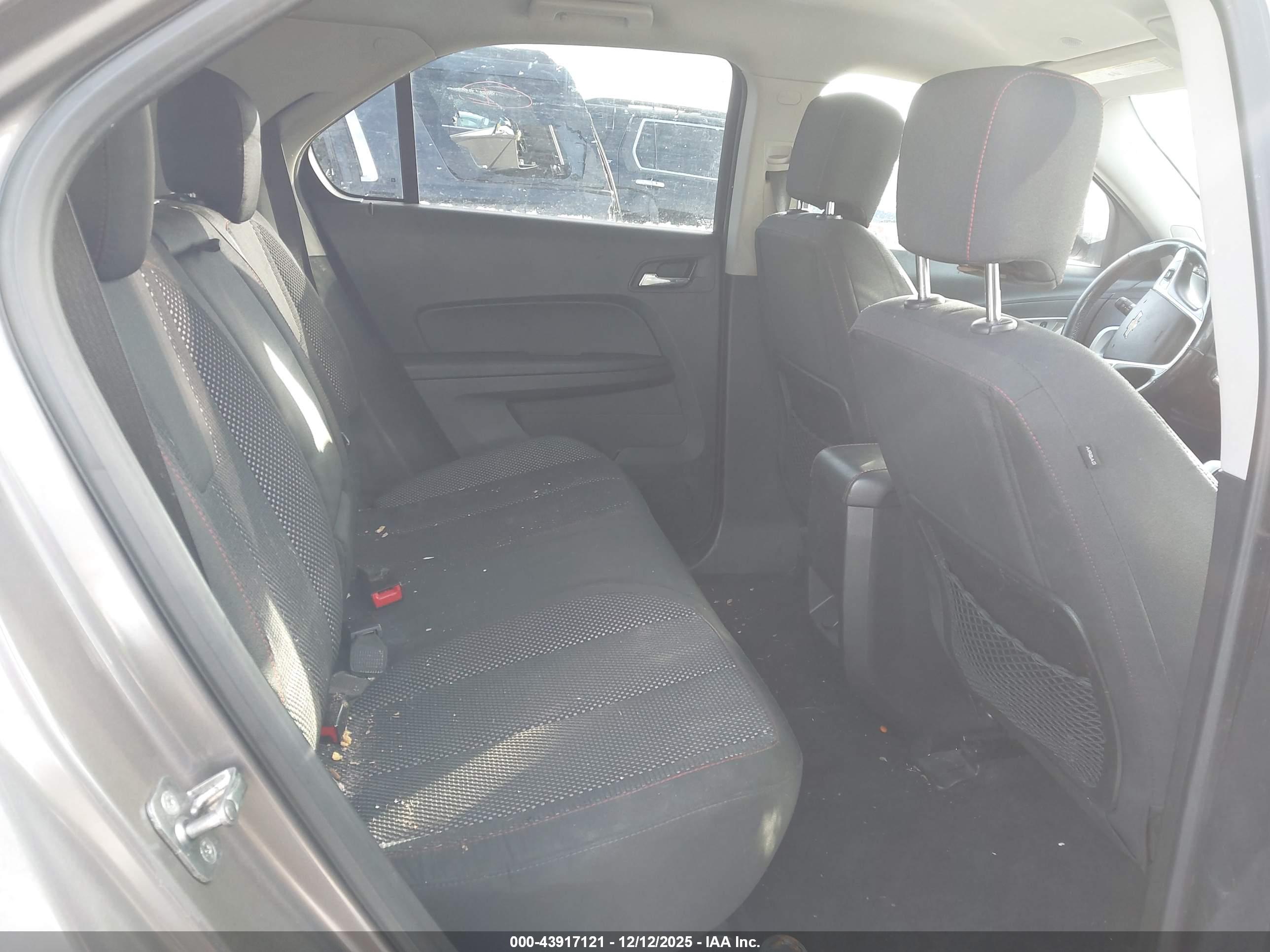 CHEVROLET EQUINOX image 8