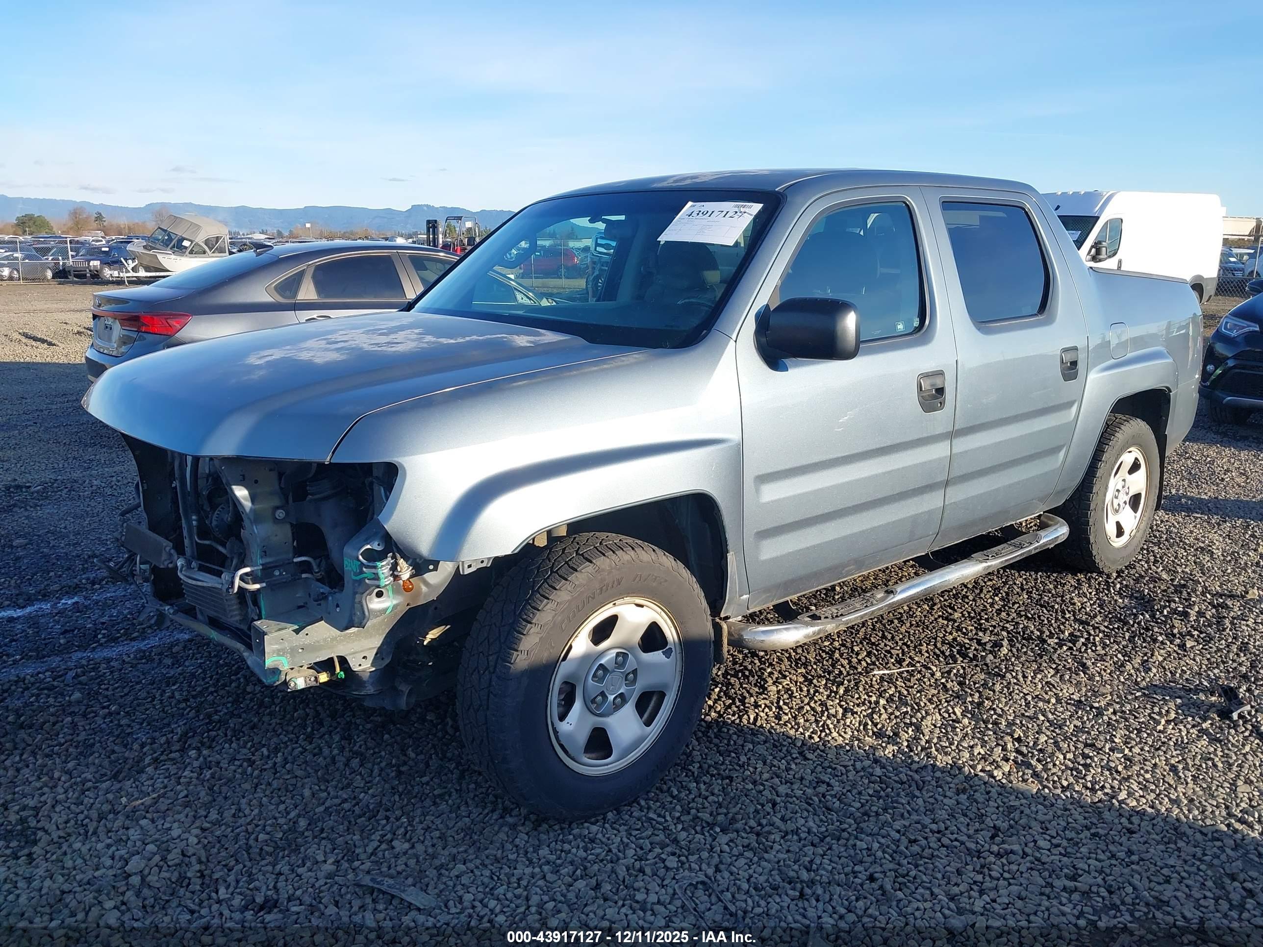 HONDA RIDGELINE image 2