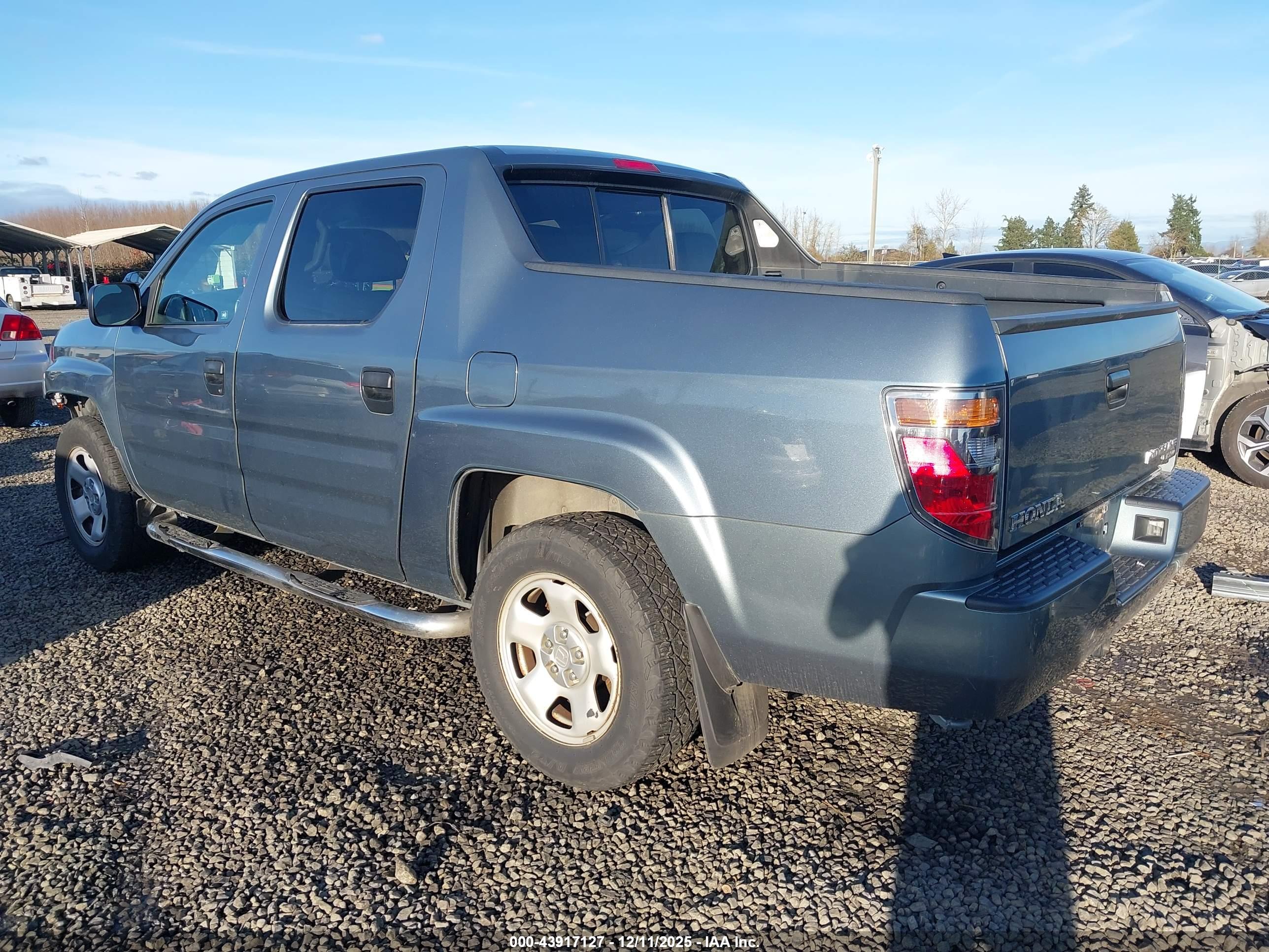 HONDA RIDGELINE image 3