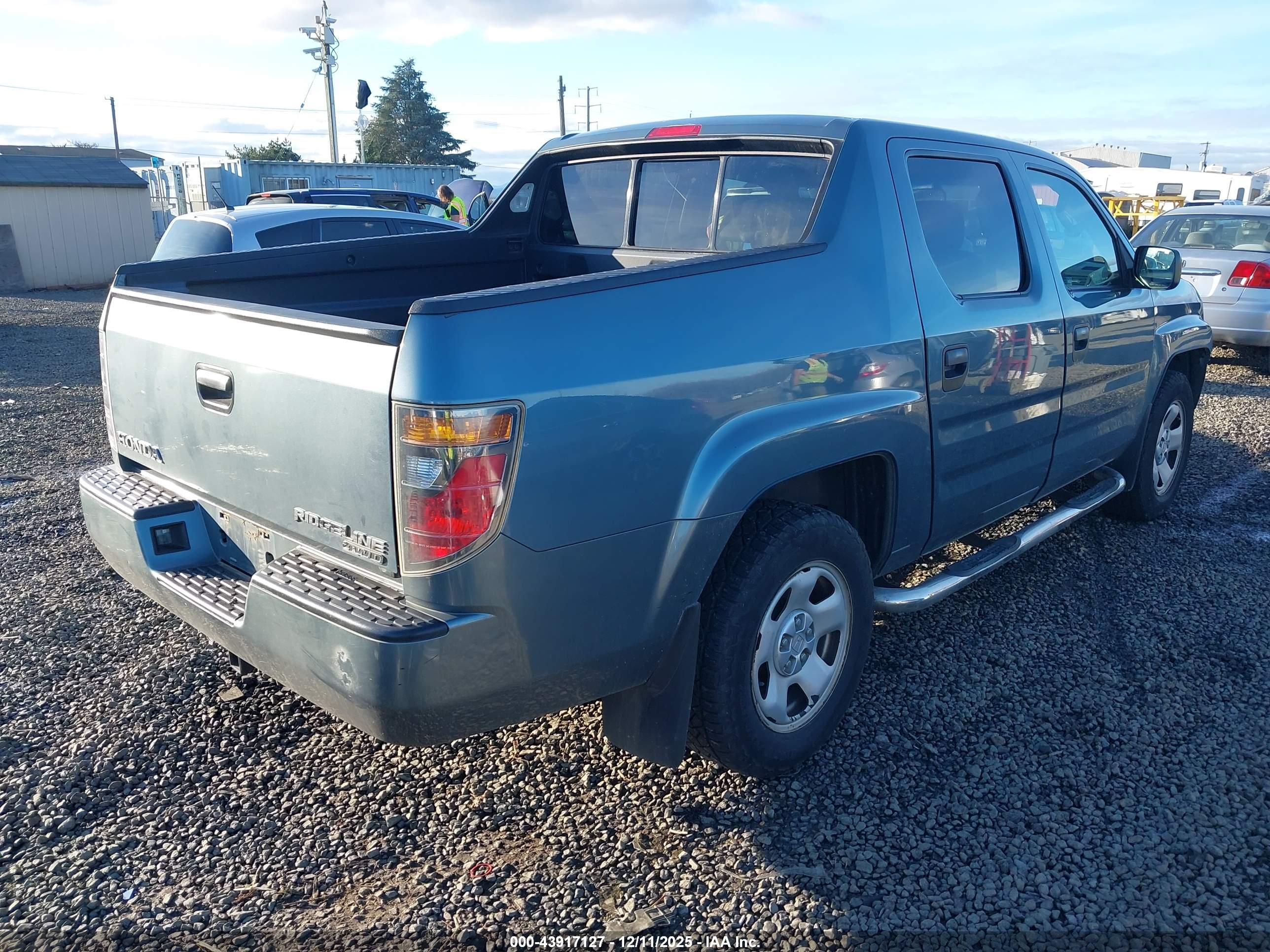 HONDA RIDGELINE image 4
