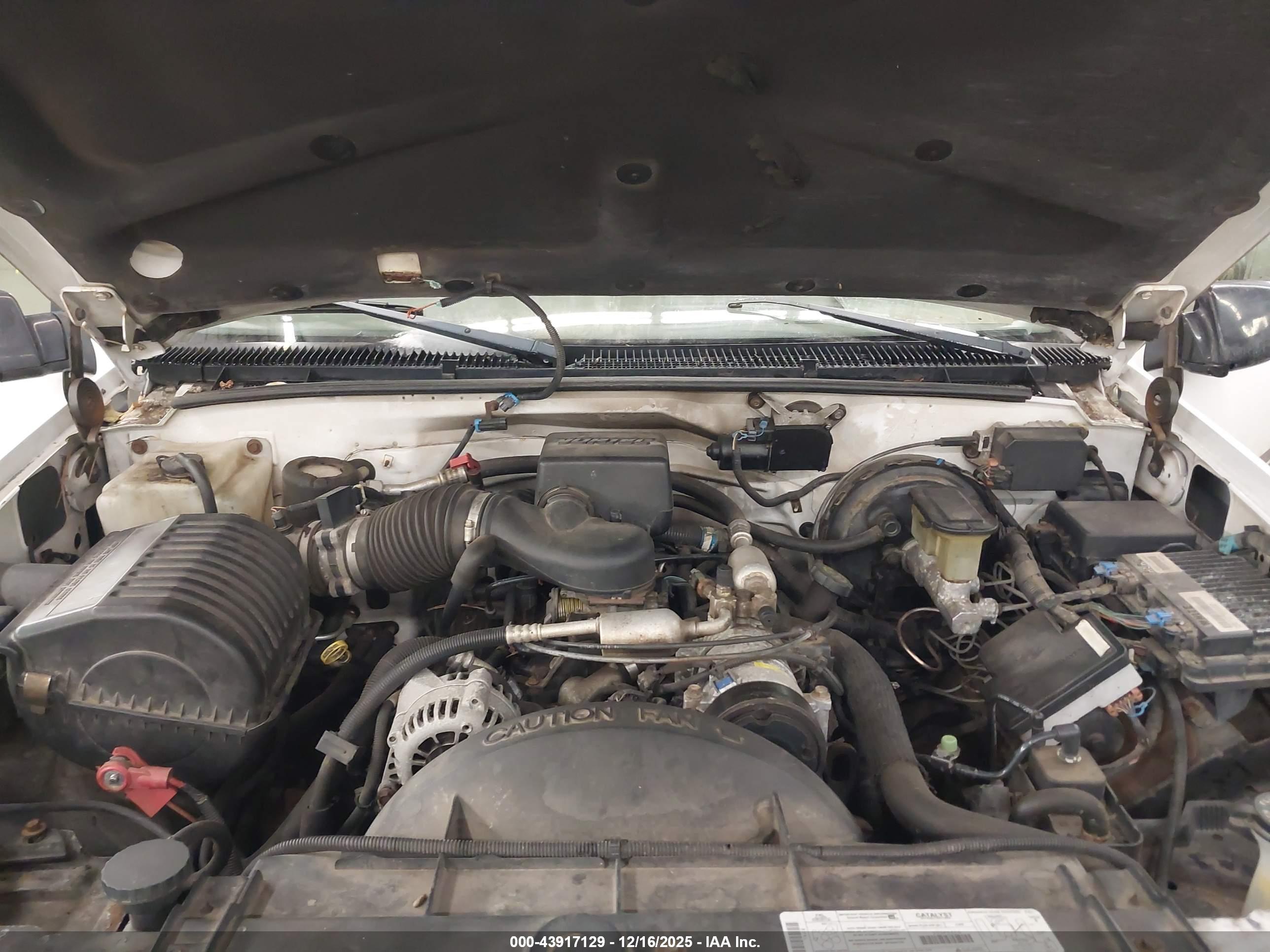 CHEVROLET K1500 image 10