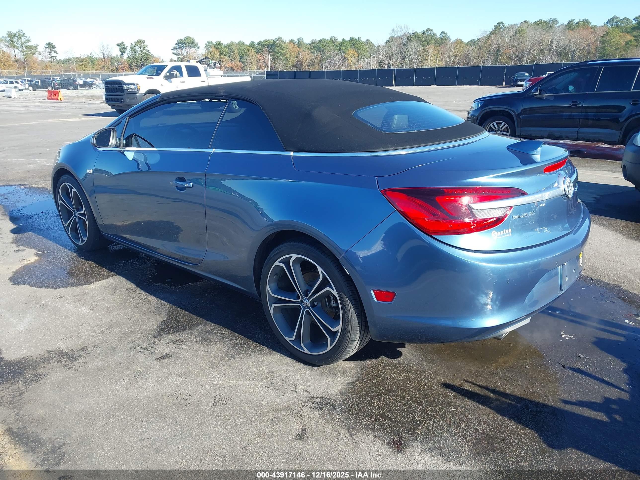 BUICK CASCADA image 3