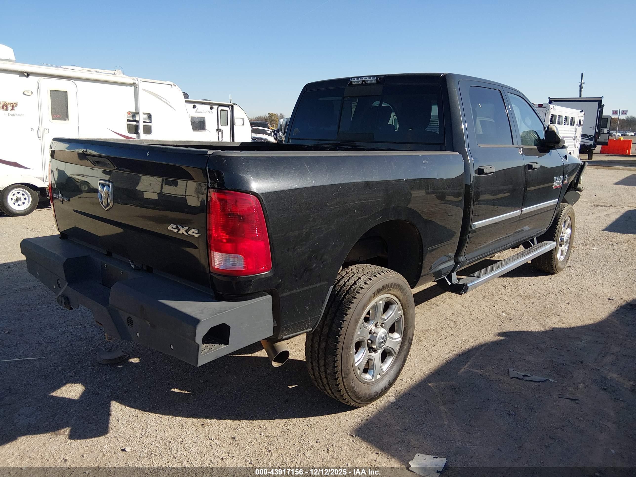 RAM 2500 image 4