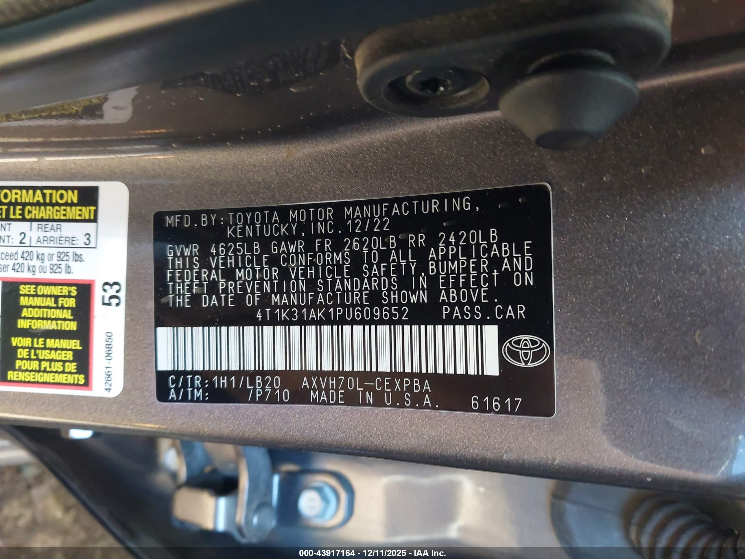 TOYOTA CAMRY image 9