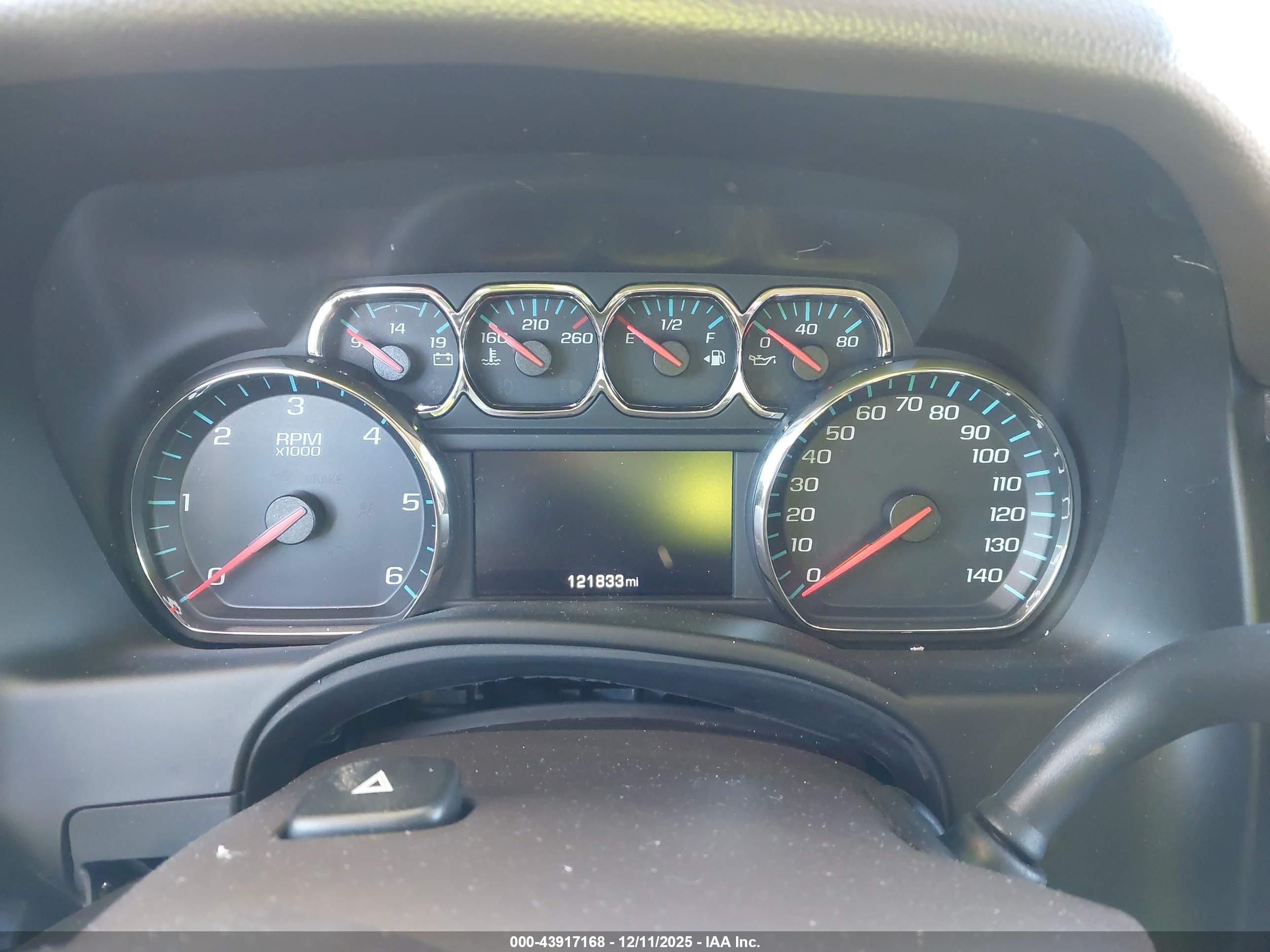 CHEVROLET TAHOE image 7