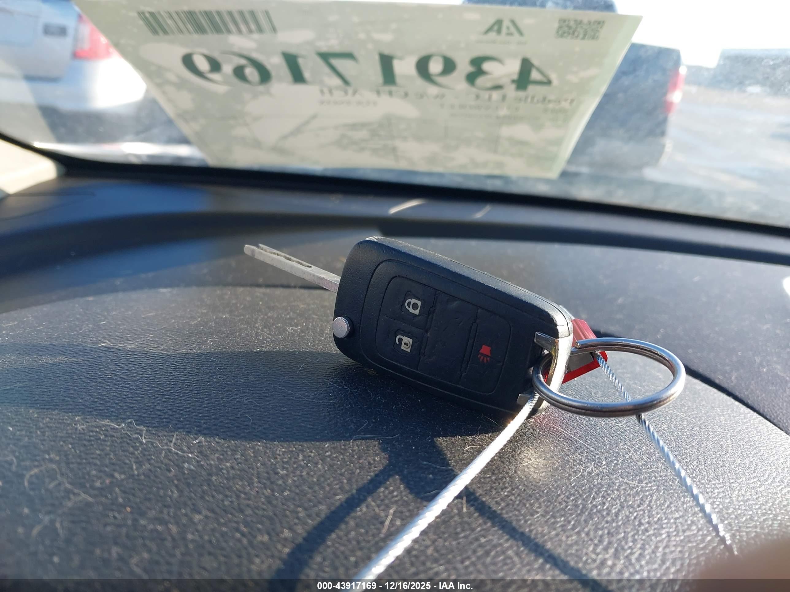 CHEVROLET EQUINOX image 11