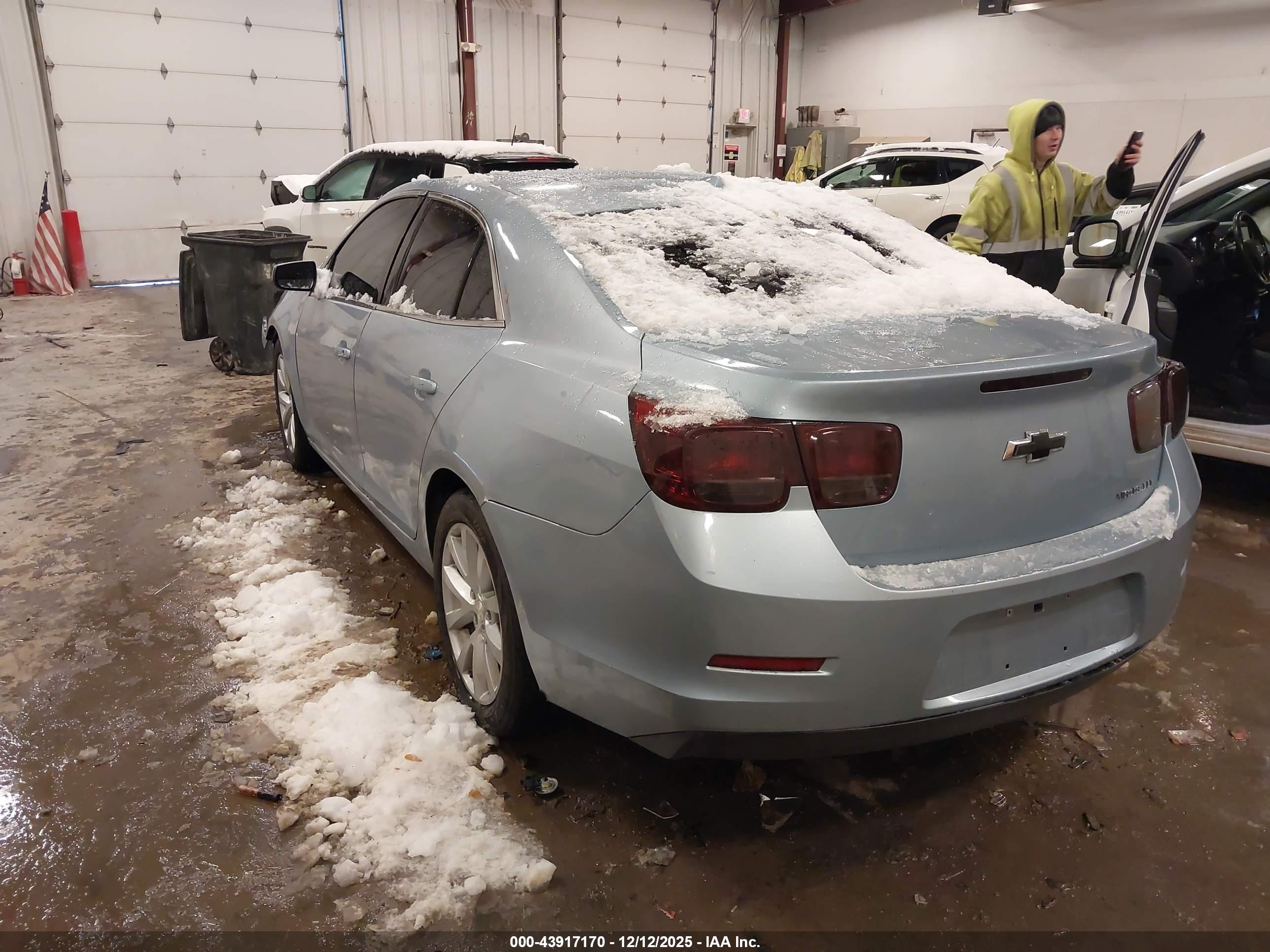 CHEVROLET MALIBU image 3