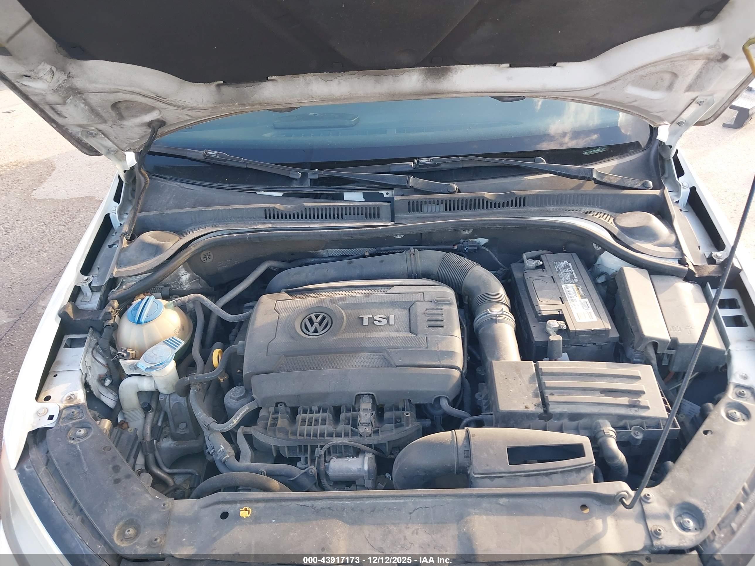 VOLKSWAGEN JETTA image 10