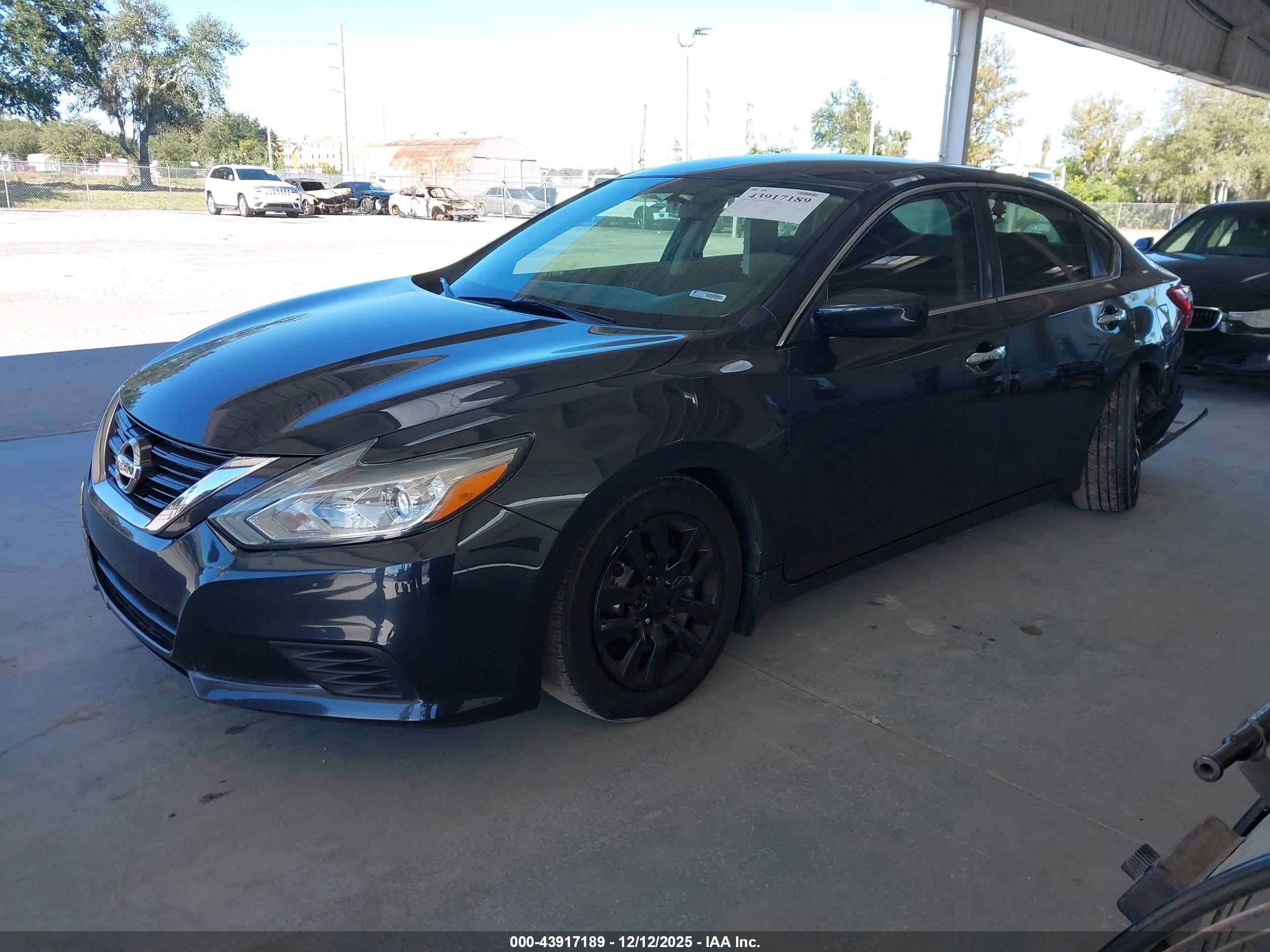 NISSAN ALTIMA image 2