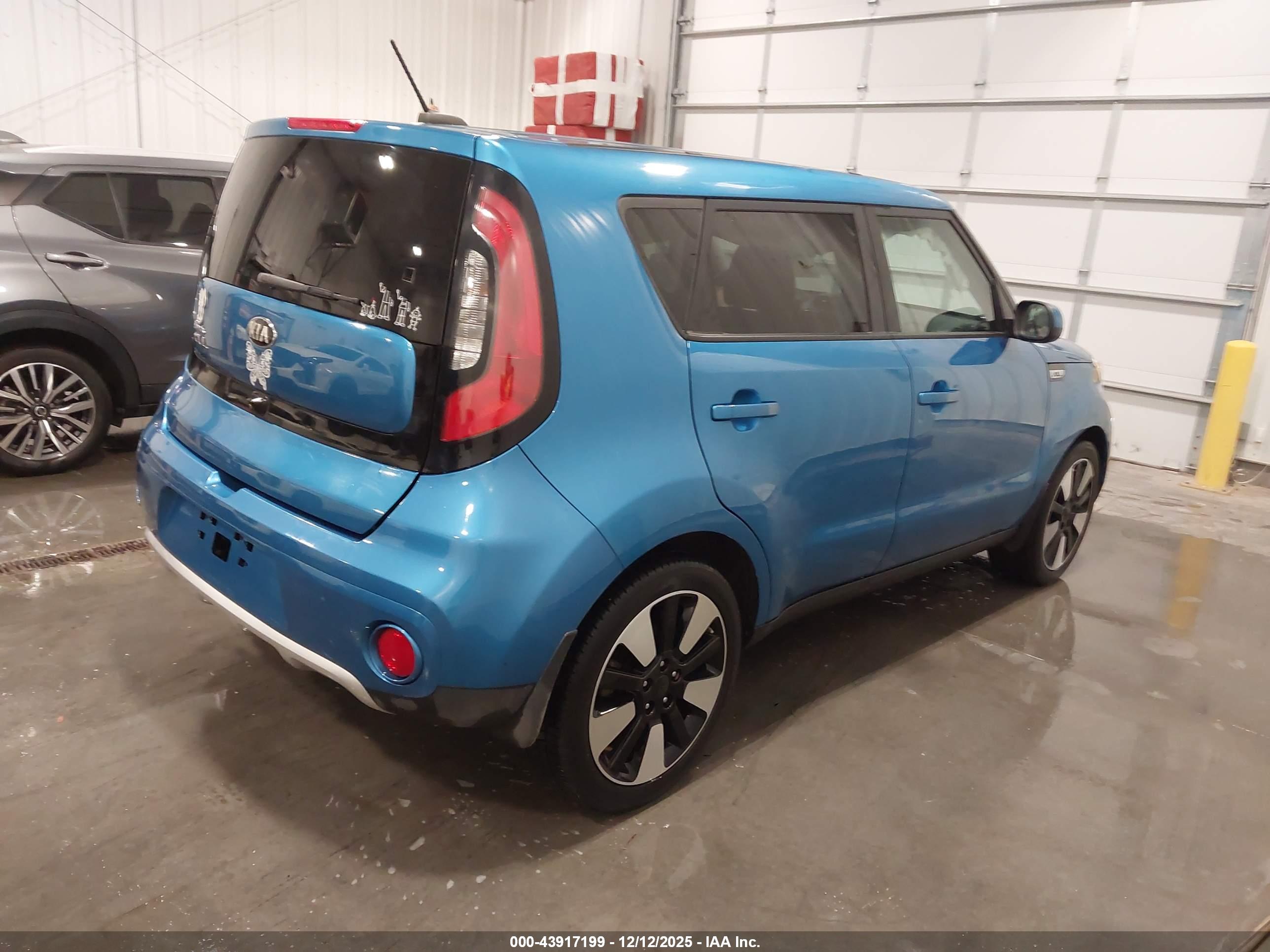 KIA SOUL image 4