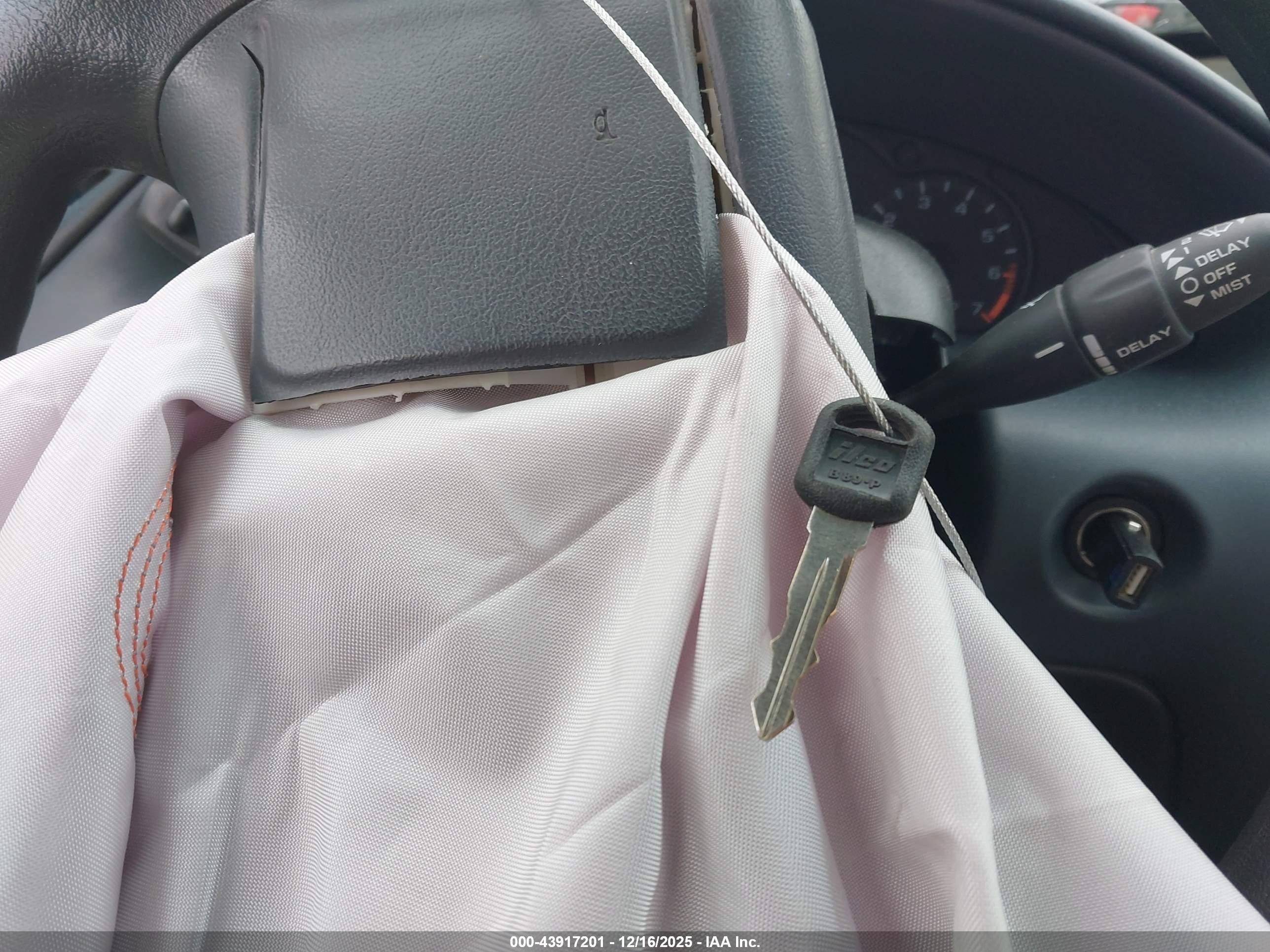 CHEVROLET CAVALIER image 11