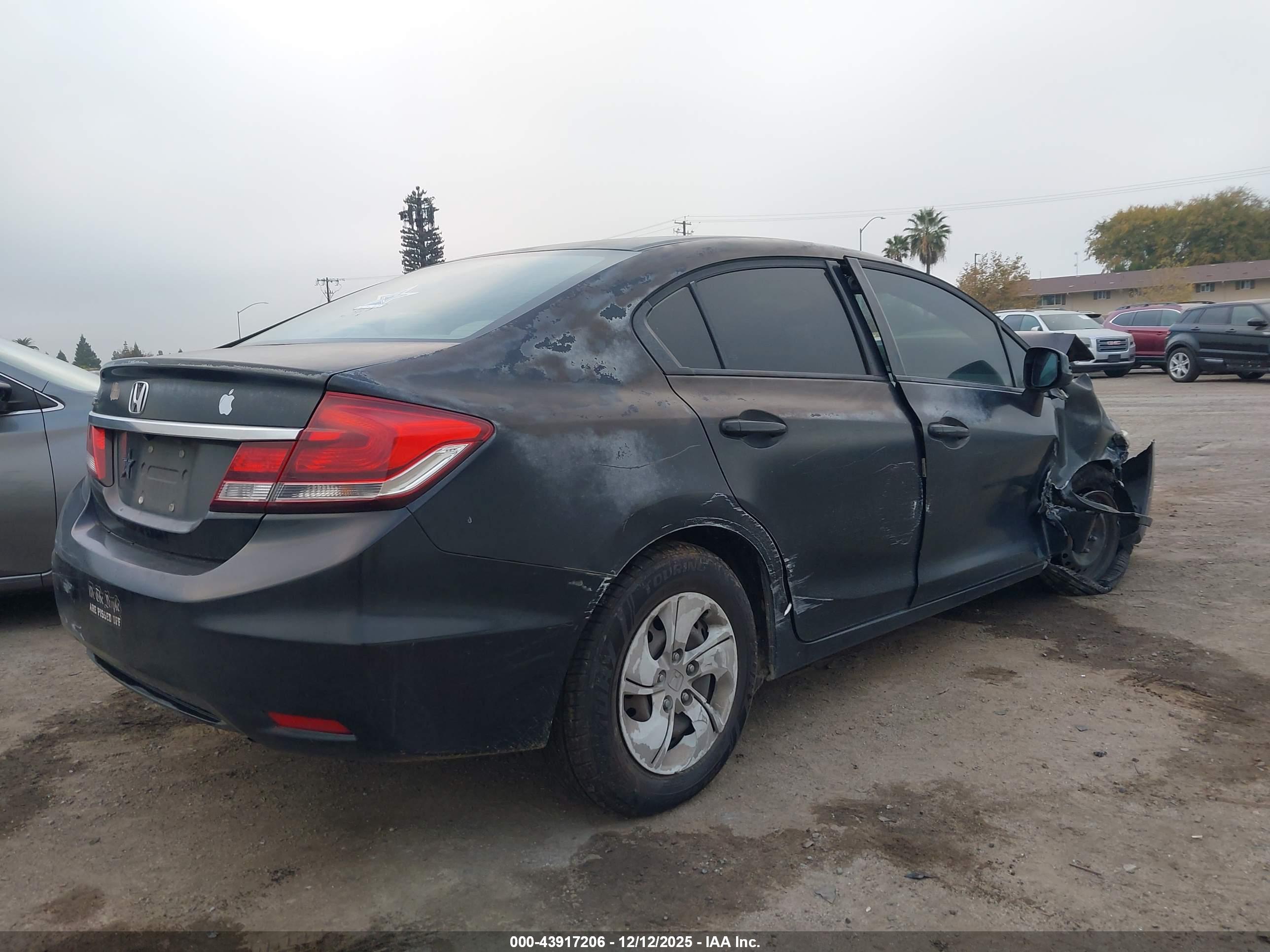 HONDA CIVIC image 4