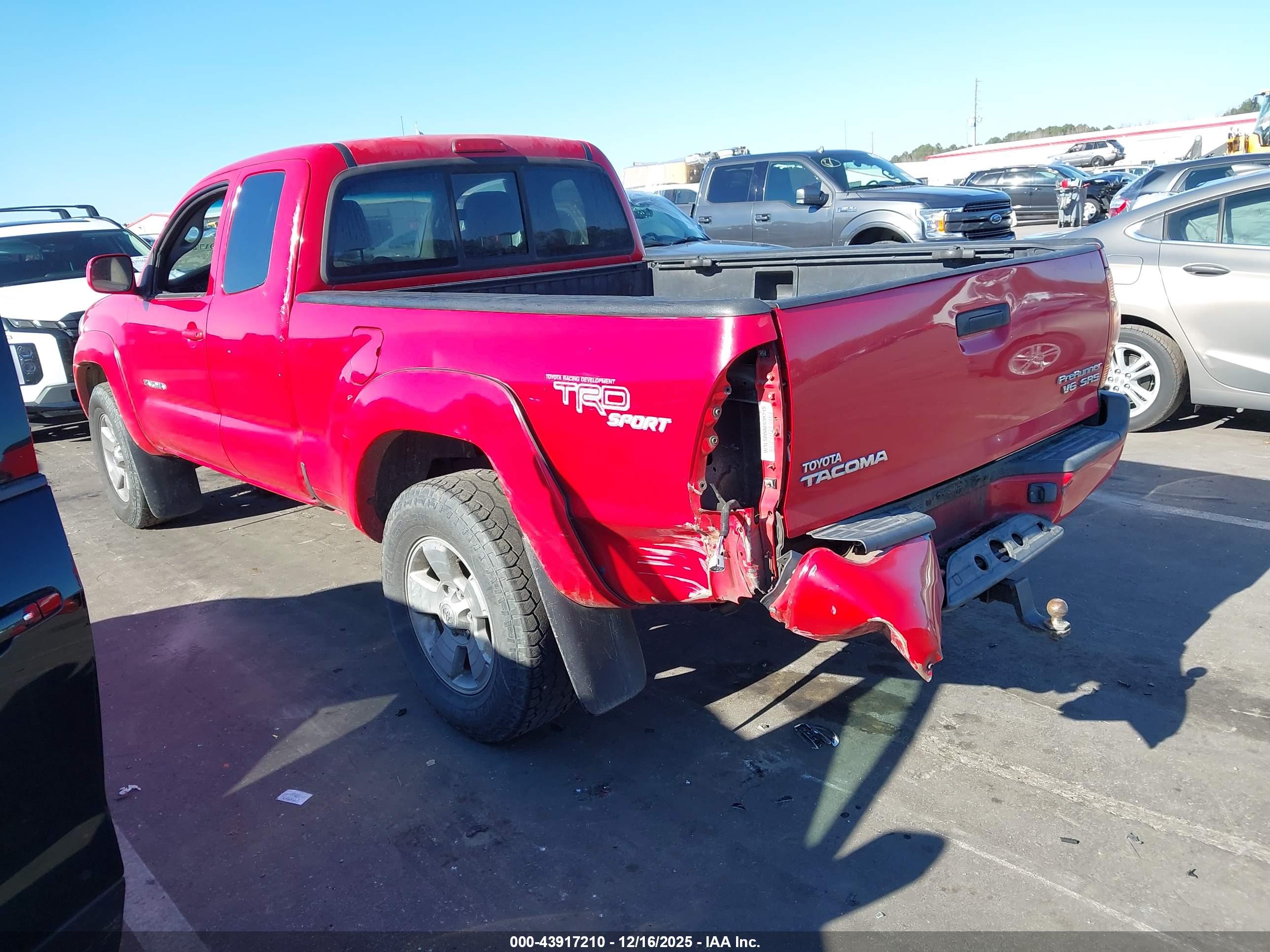 TOYOTA TACOMA image 3