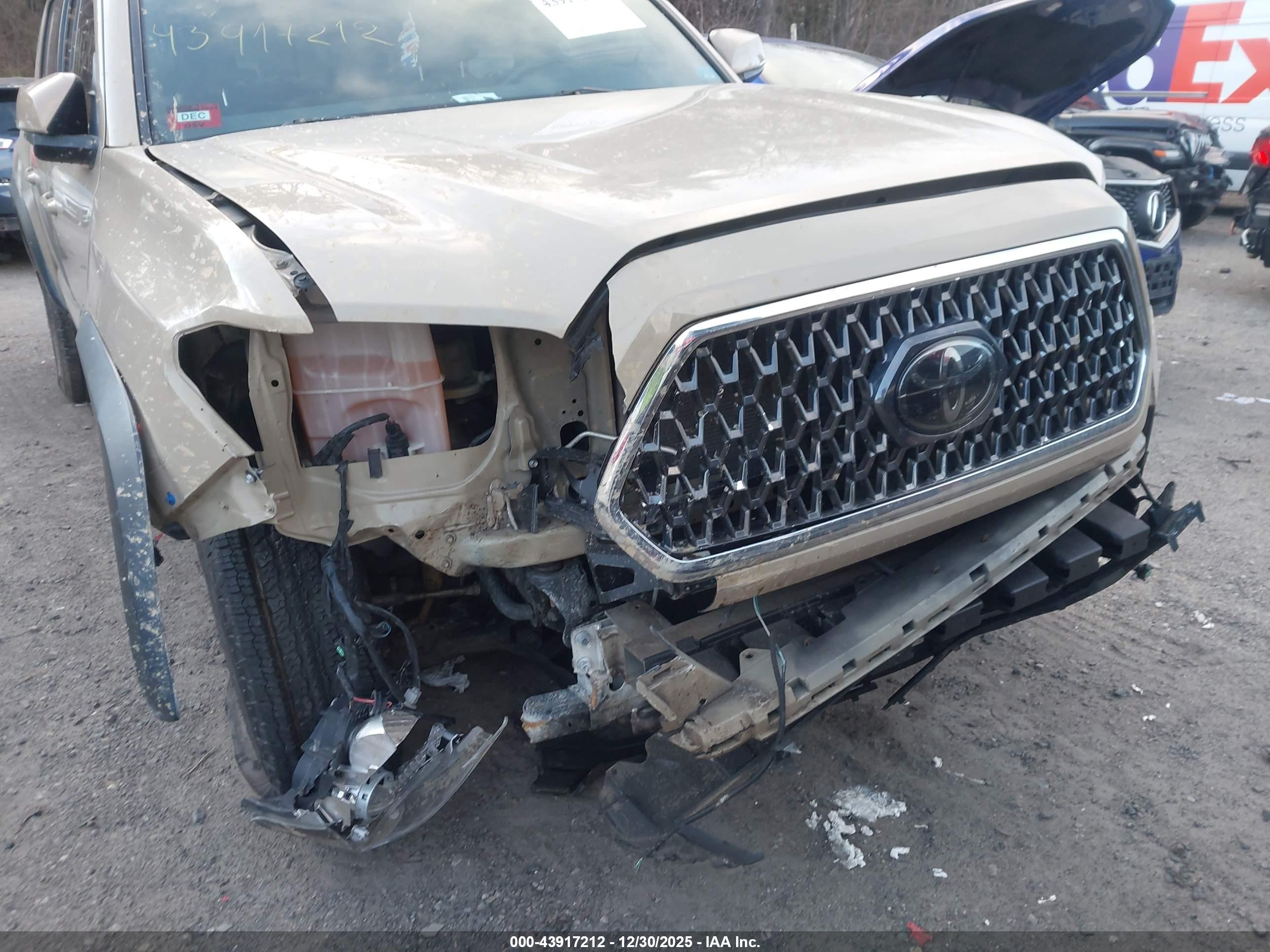 TOYOTA TACOMA image 6