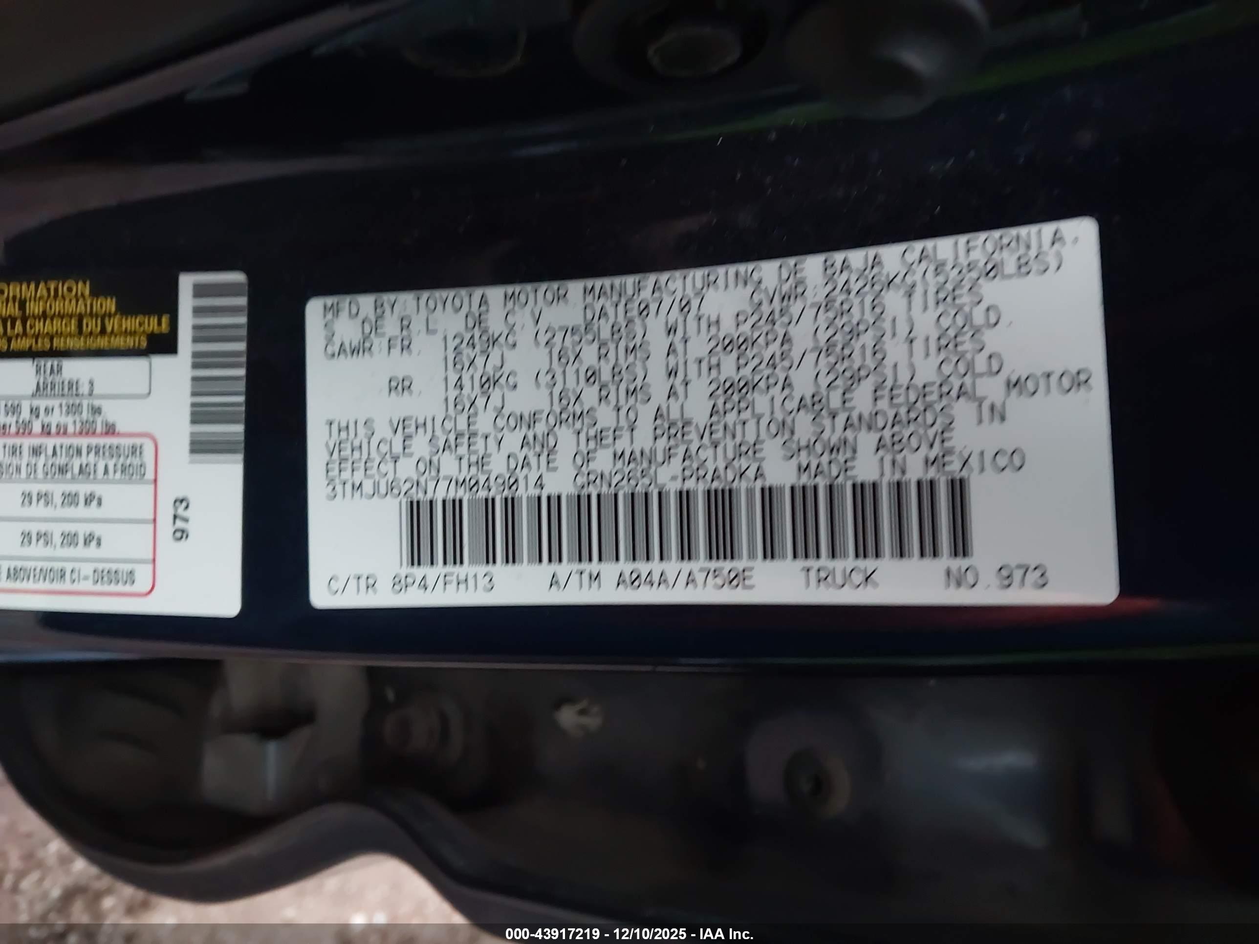 TOYOTA TACOMA image 9