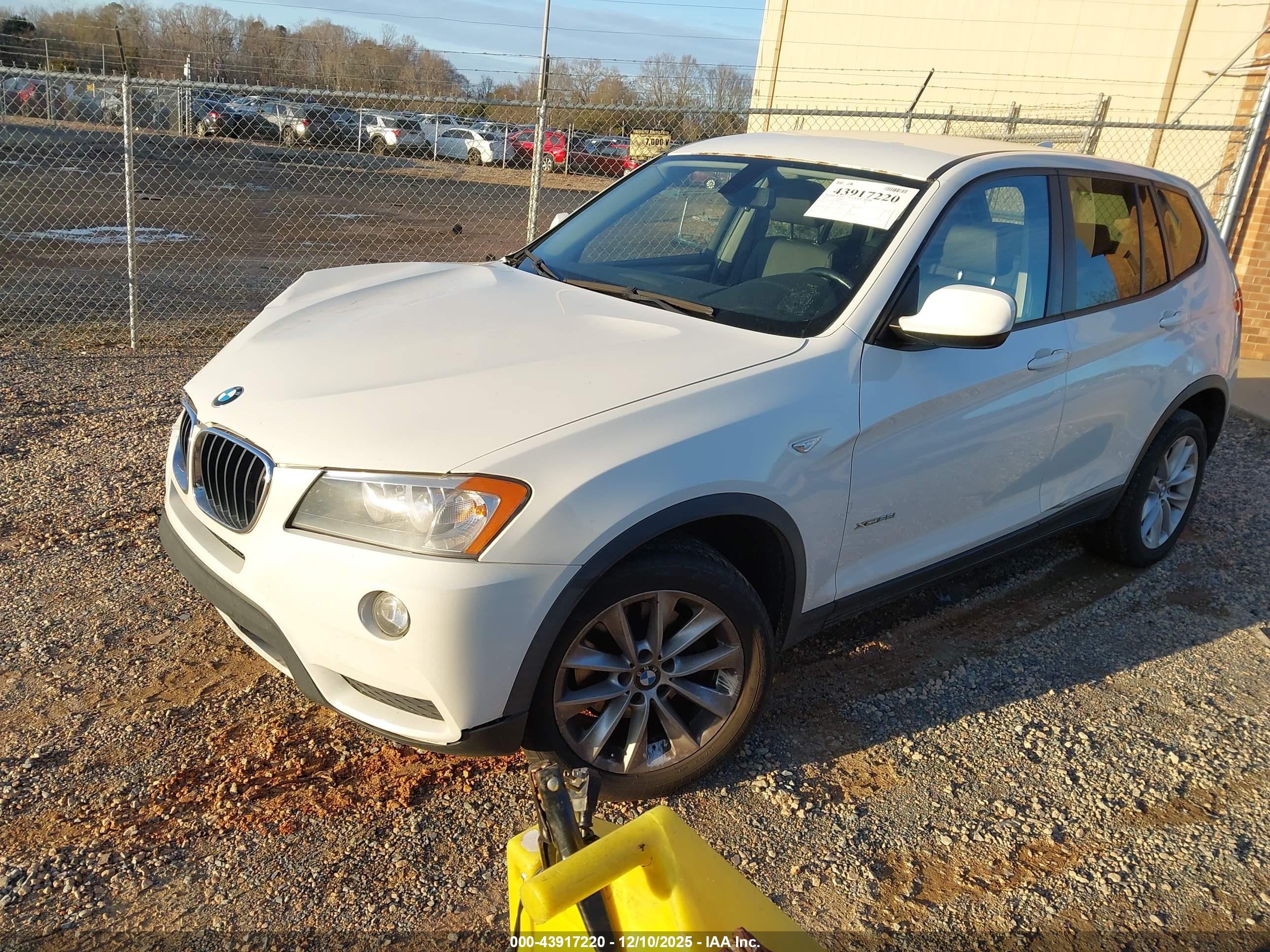 BMW X3 image 2