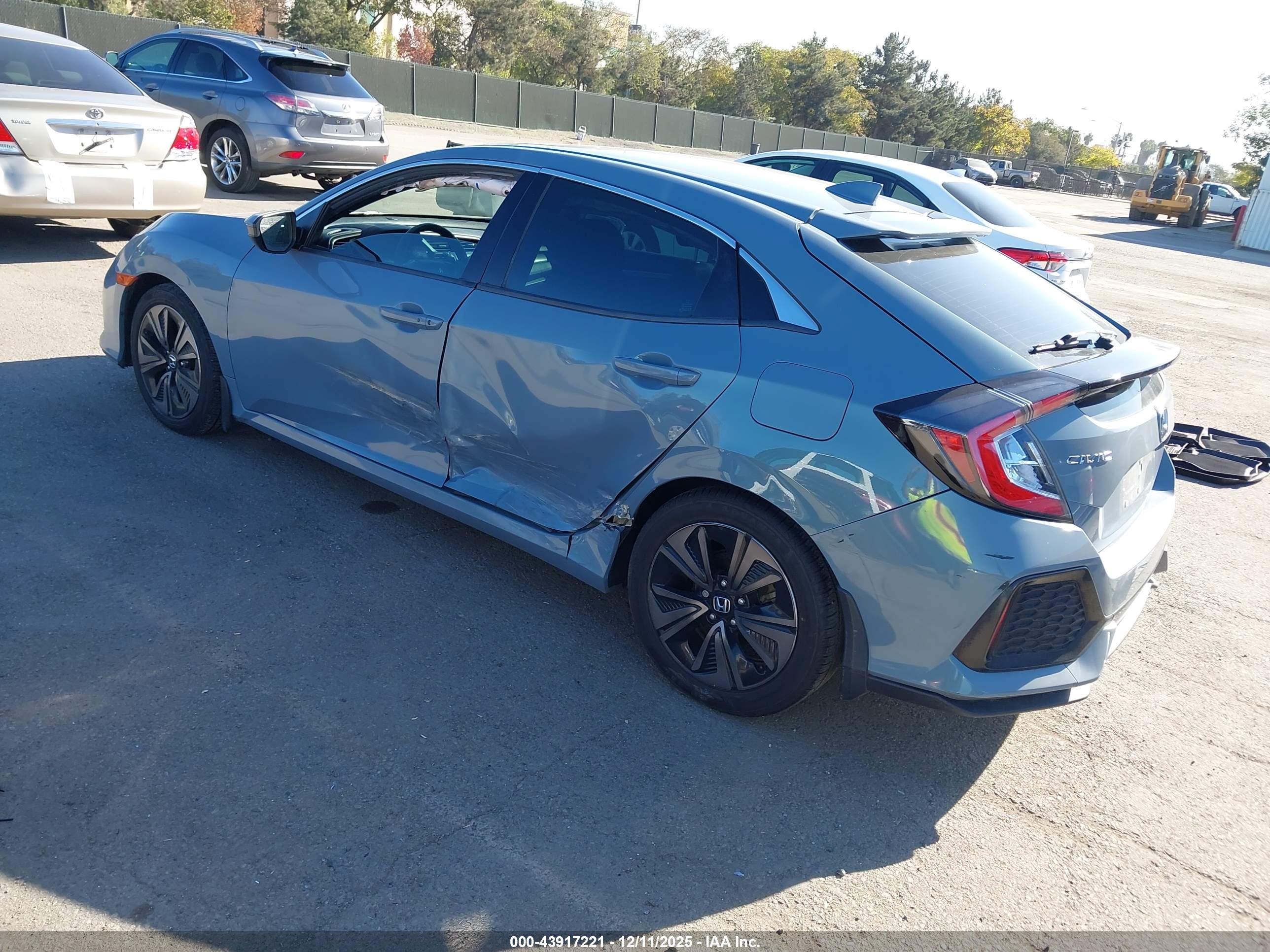 HONDA CIVIC image 3