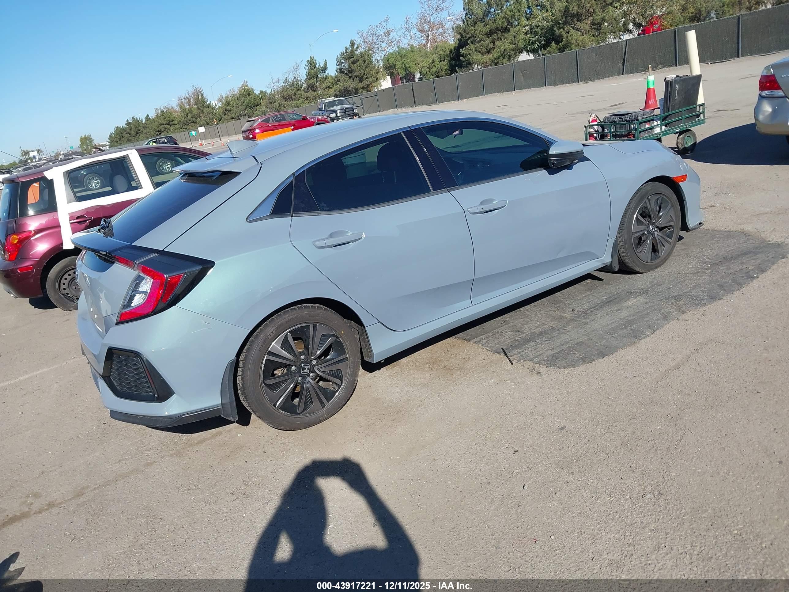 HONDA CIVIC image 4