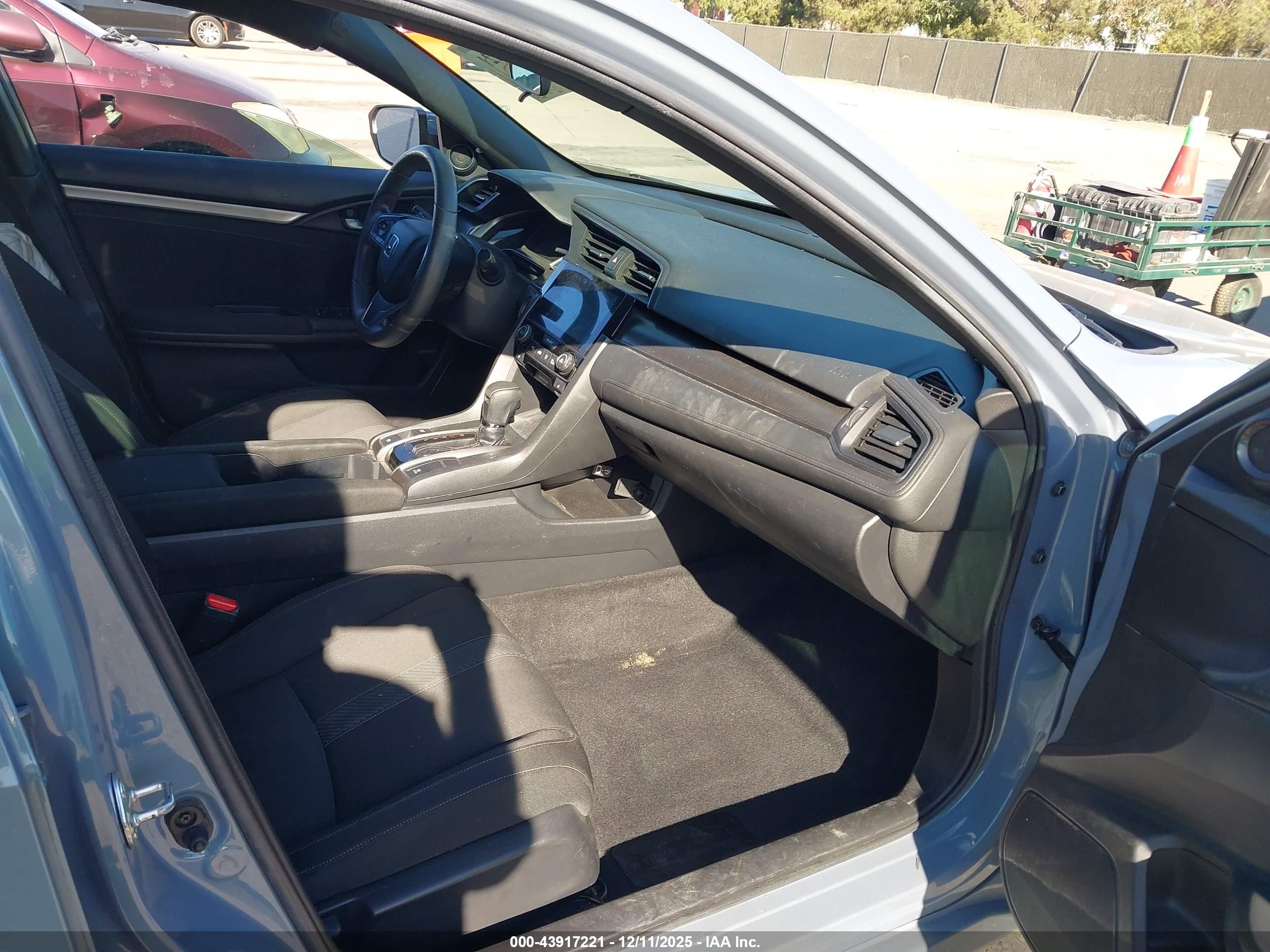 HONDA CIVIC image 5