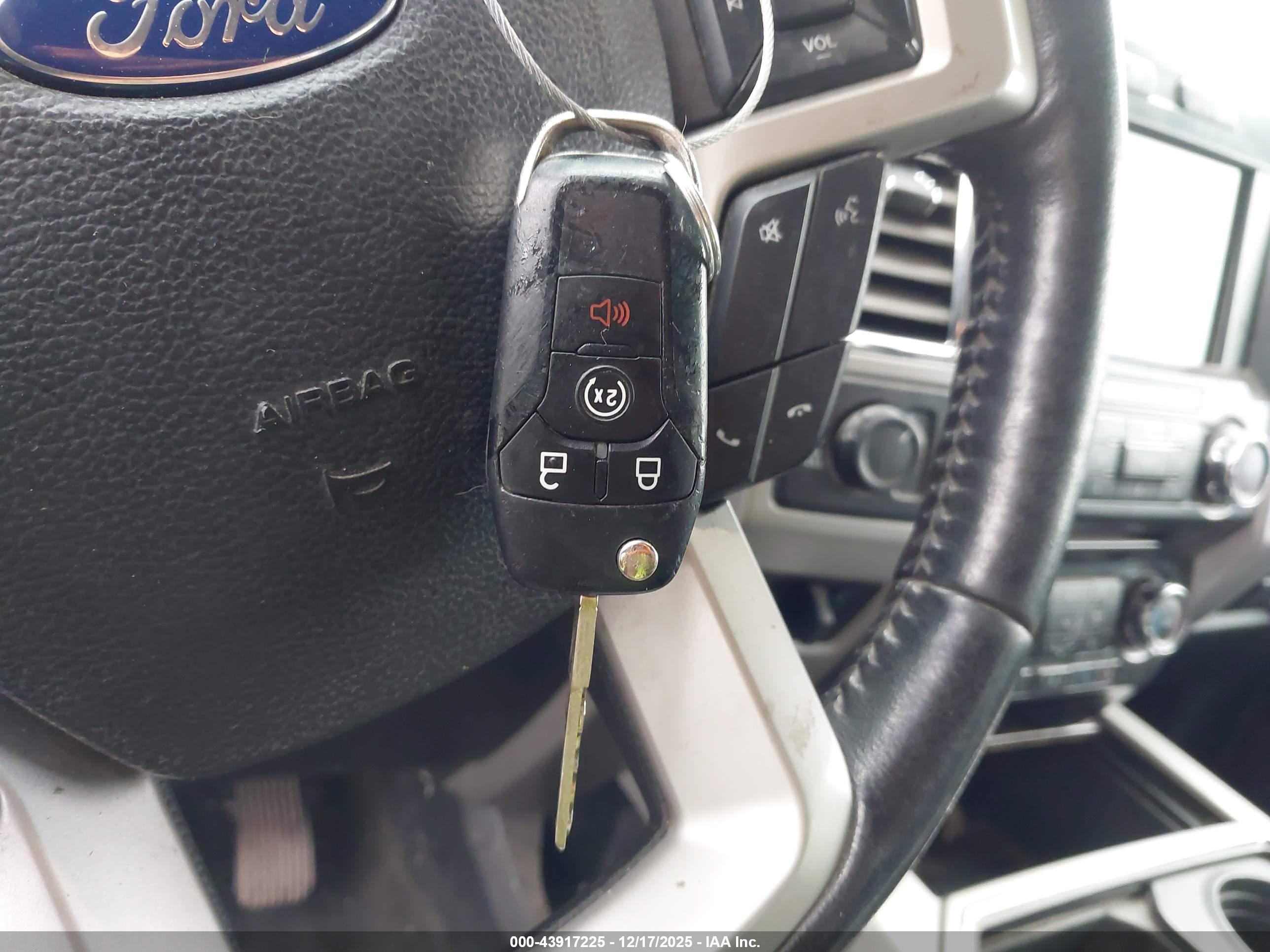FORD F-250 image 11