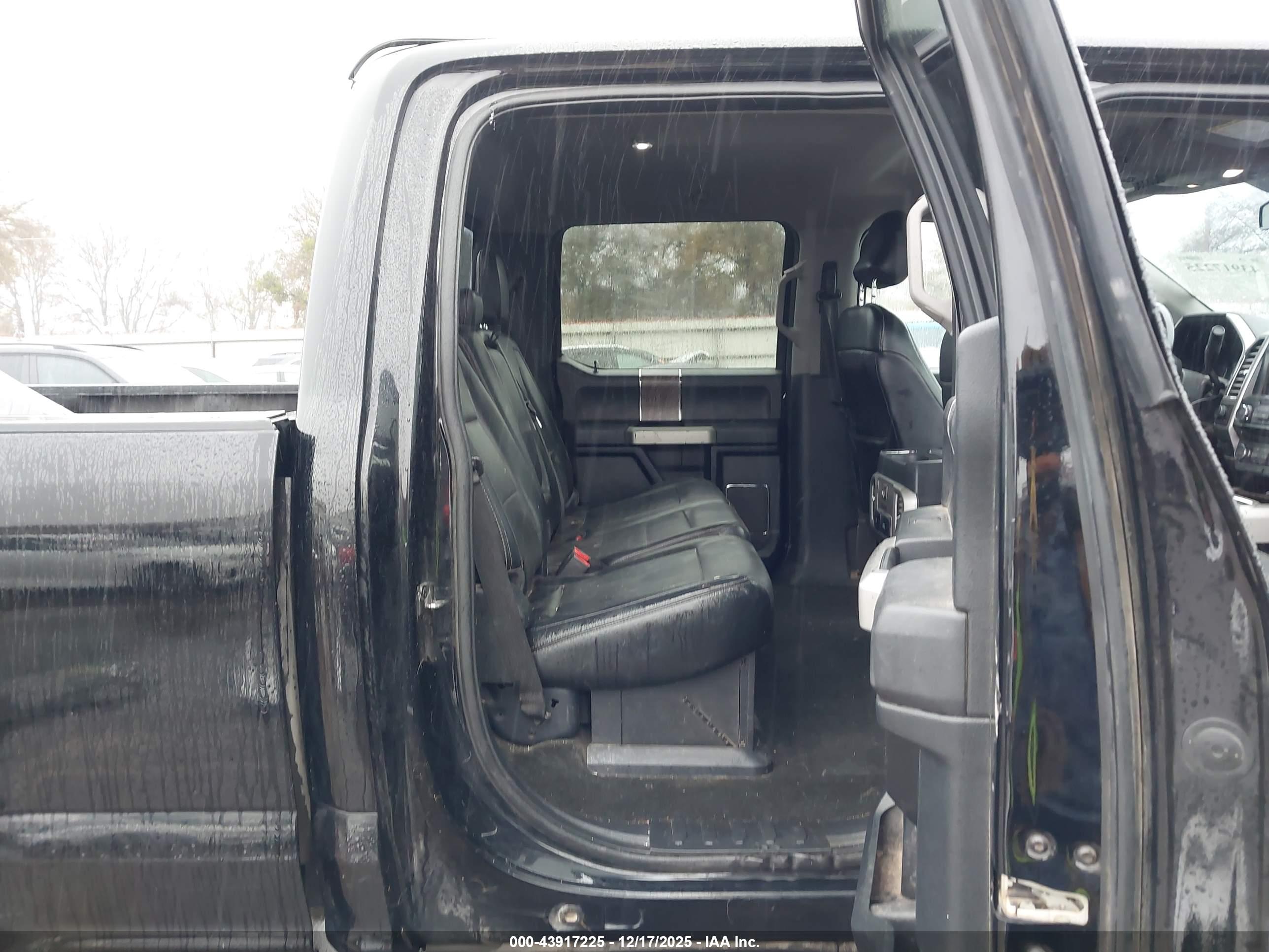FORD F-250 image 8