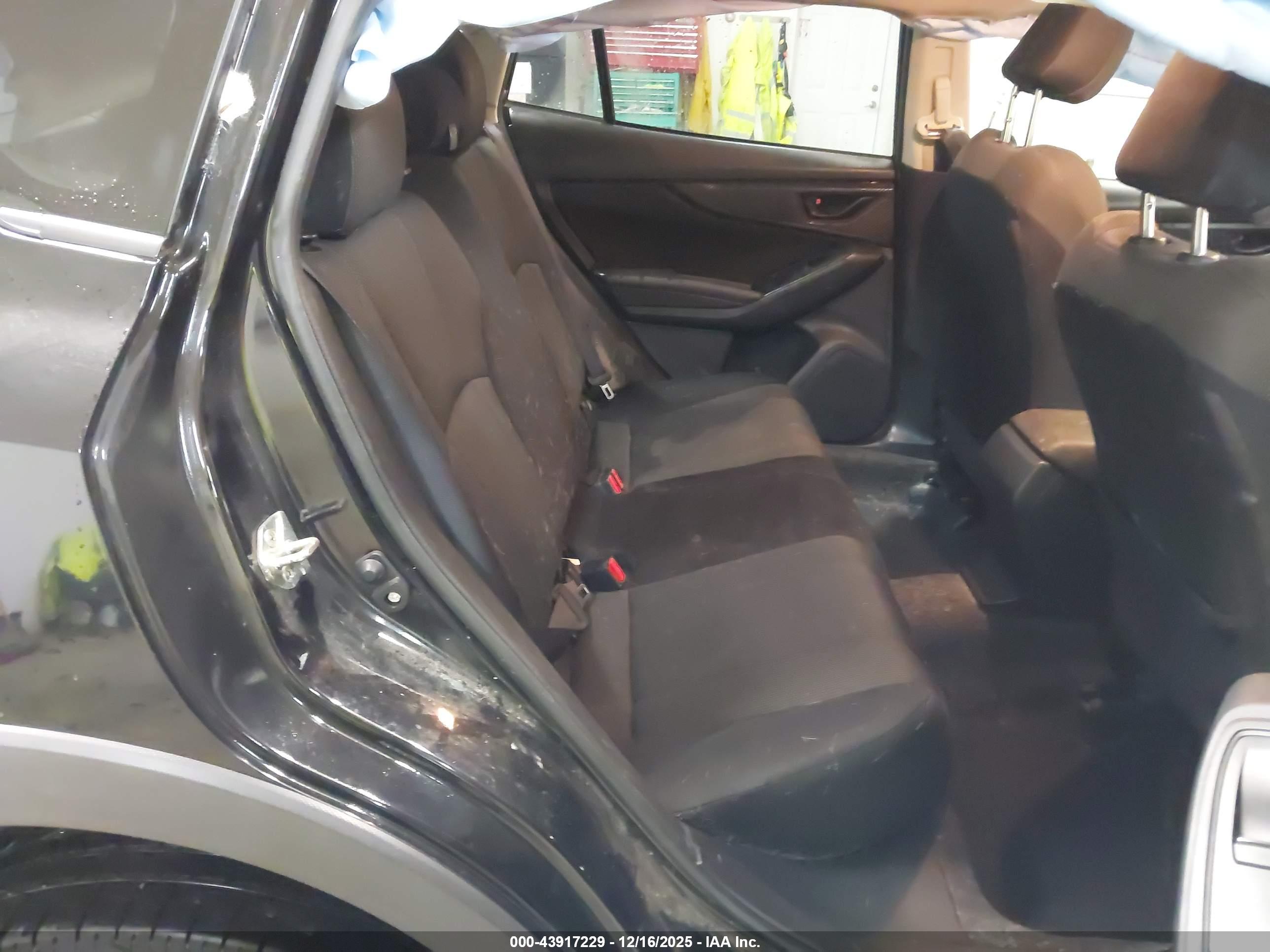 SUBARU CROSSTREK image 8